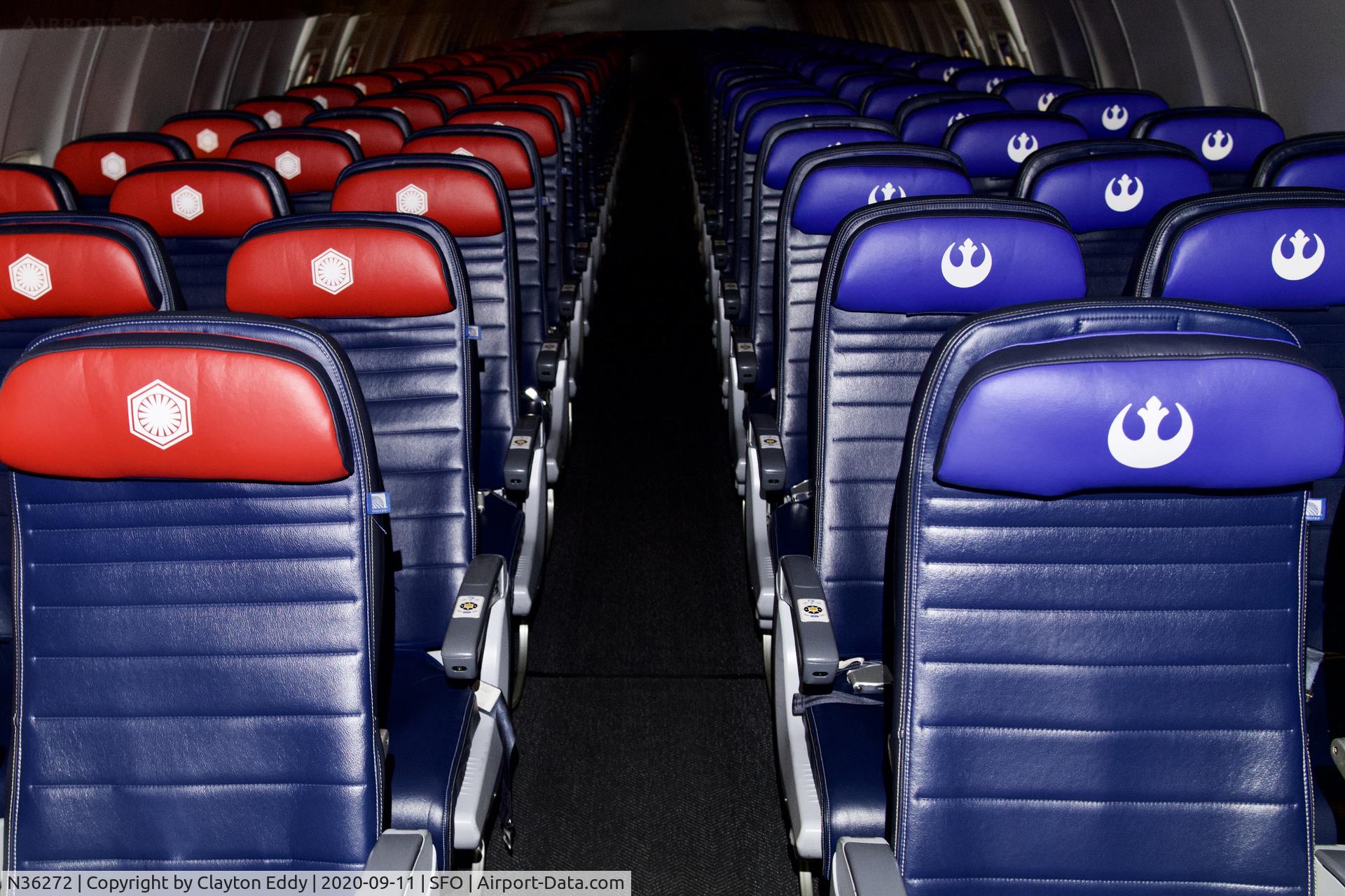 N36272, 2001 Boeing 737-824 C/N 31590, Couch seats. SFO. 2020.
