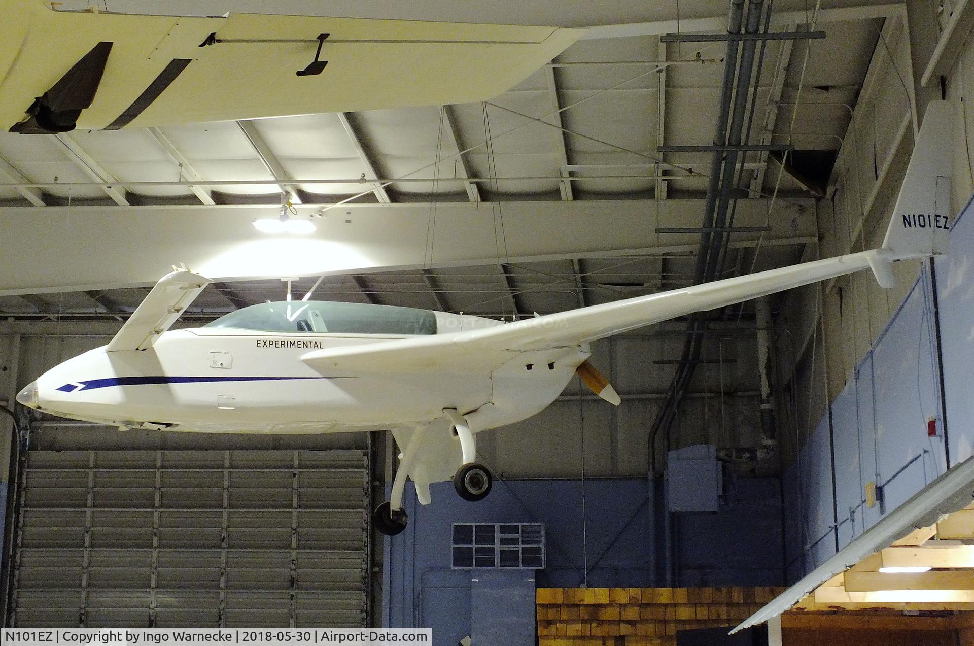 N101EZ, 1978 Rutan VariEze C/N 1182, Rutan (Frierson) VariEze at the Southern Museum of Flight, Birmingham AL