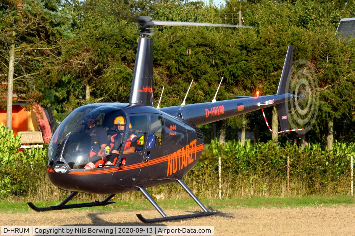 D-HRUM, Robinson R44 Raven II C/N 14287, D-HRUM near Benitz