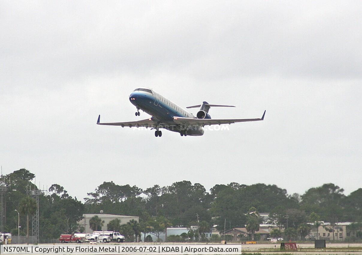 N570ML, 1997 Bombardier CRJ-200LR (CL-600-2B19) C/N 7206, DAB 2006