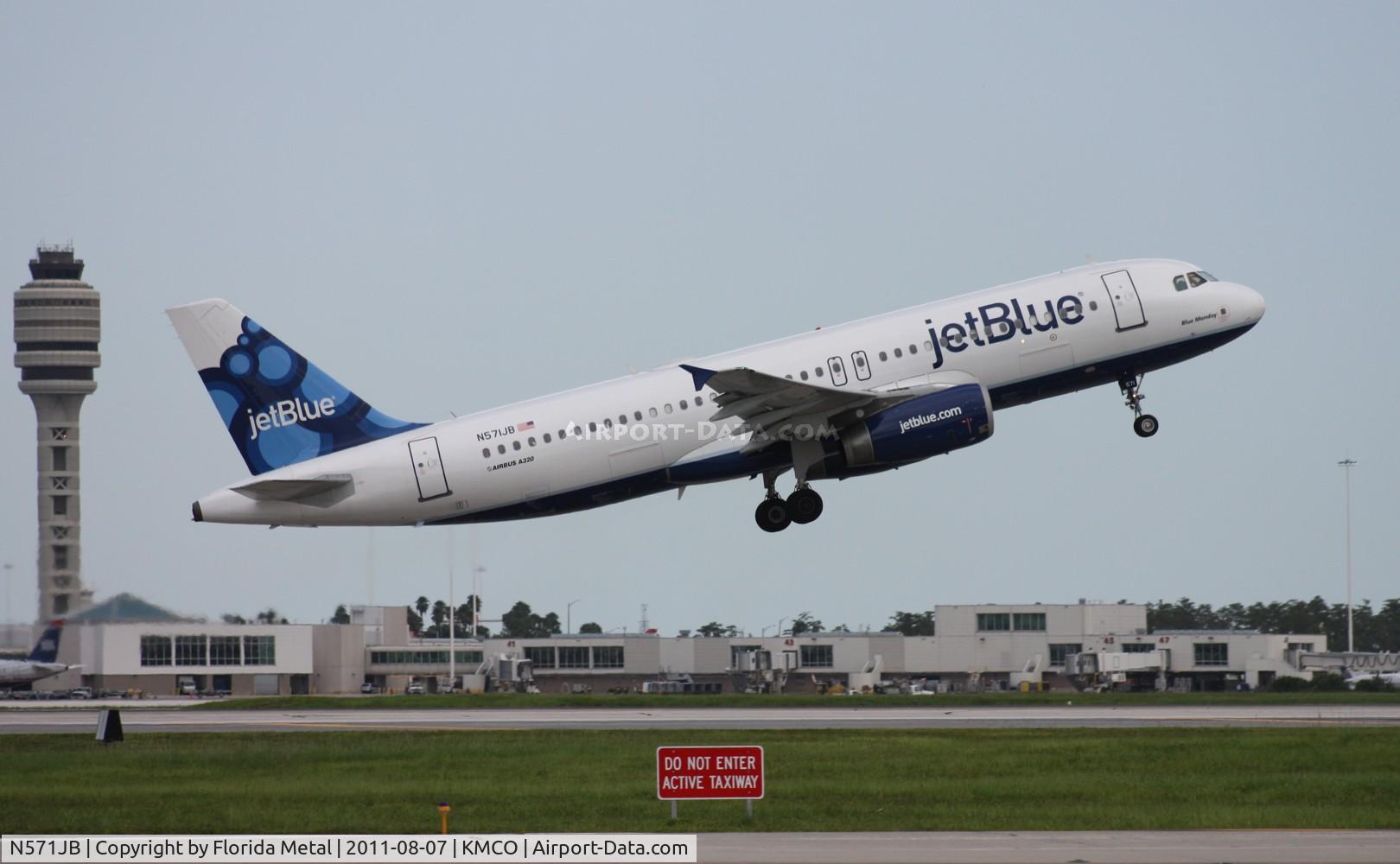 N571JB, 2003 Airbus A320-232 C/N 2125, MCO 2011