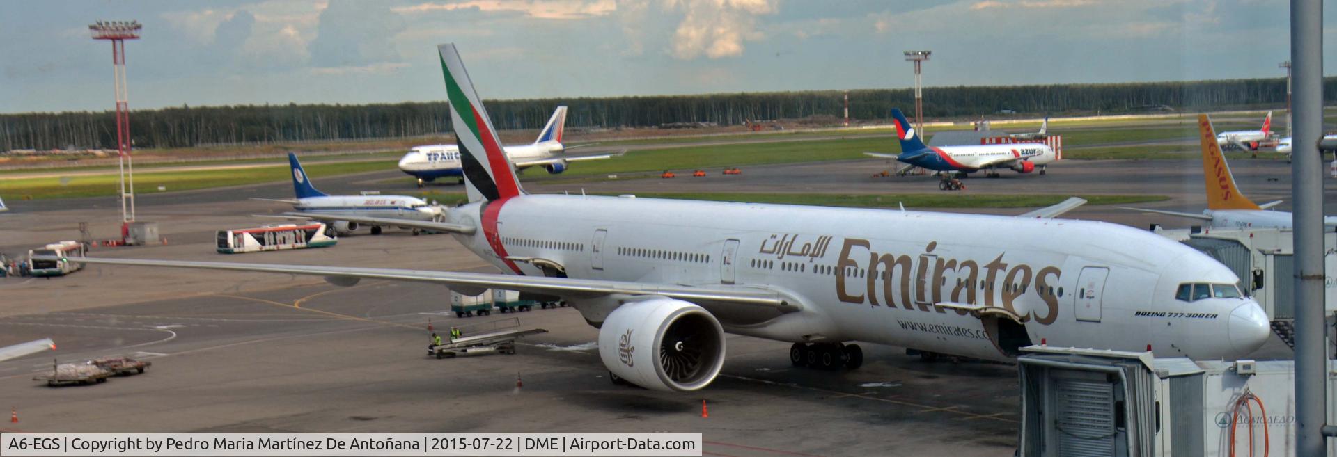 A6-EGS, 2012 Boeing 777-31H/ER C/N 41078, Aeropuerto de Domodedovo - Moscu - Federacion Rusa