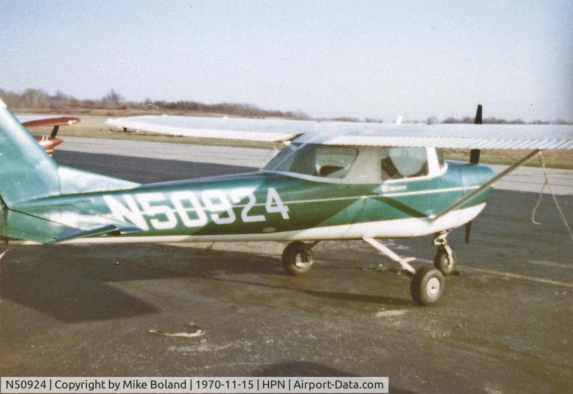N50924, Cessna 150J C/N 15069646, Cessna 150 N50924 at HPN in 1970
