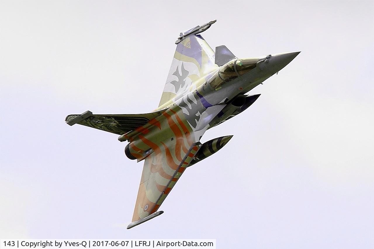 143, 2013 Dassault Rafale C C/N 143, Dassault Rafale C, Take off rwy 26, Landivisiau Naval Air Base (LFRJ) Tiger Meet 2017