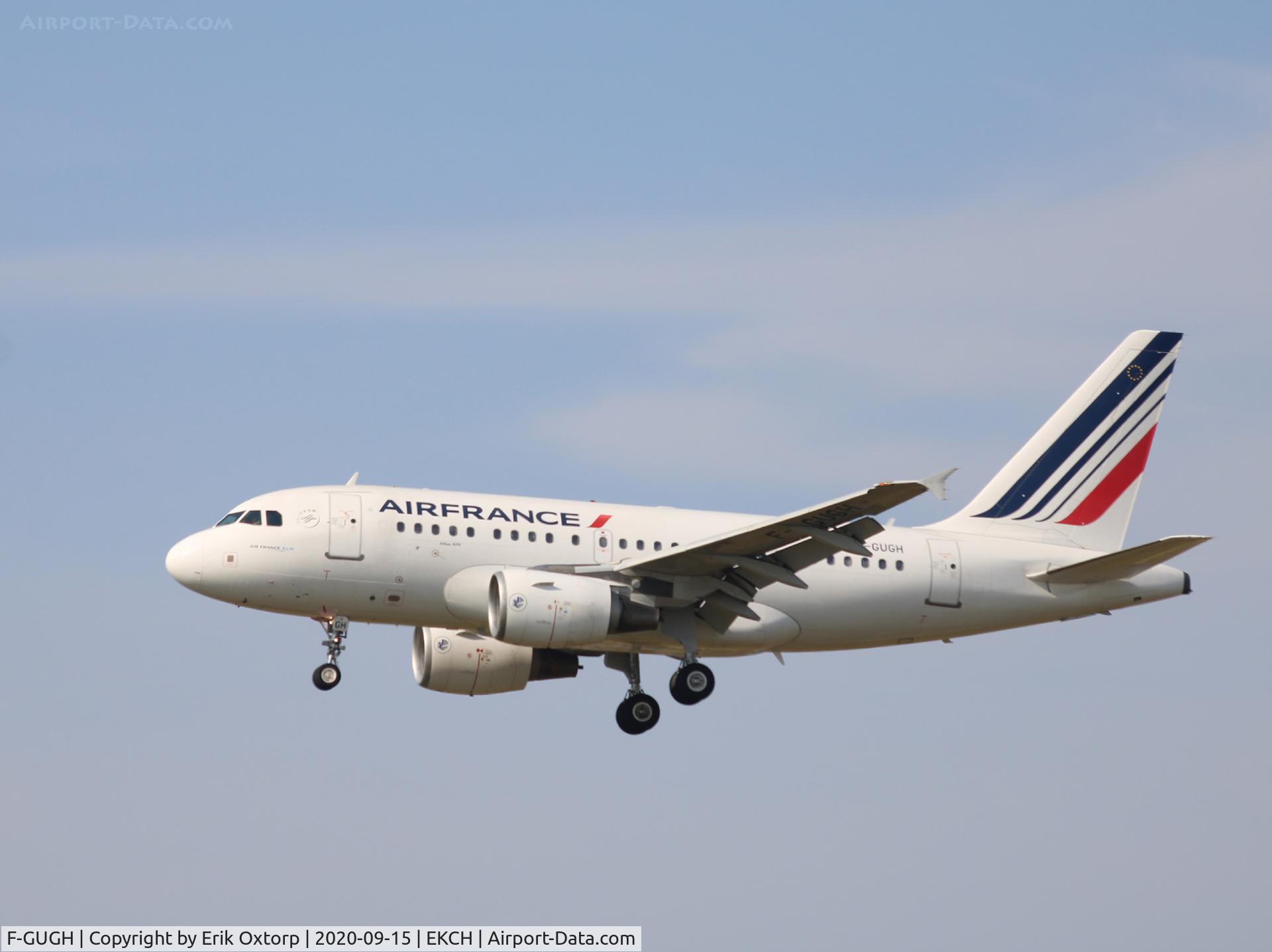 F-GUGH, 2004 Airbus A318-111 C/N 2344, F-GUGH landing rw 22L