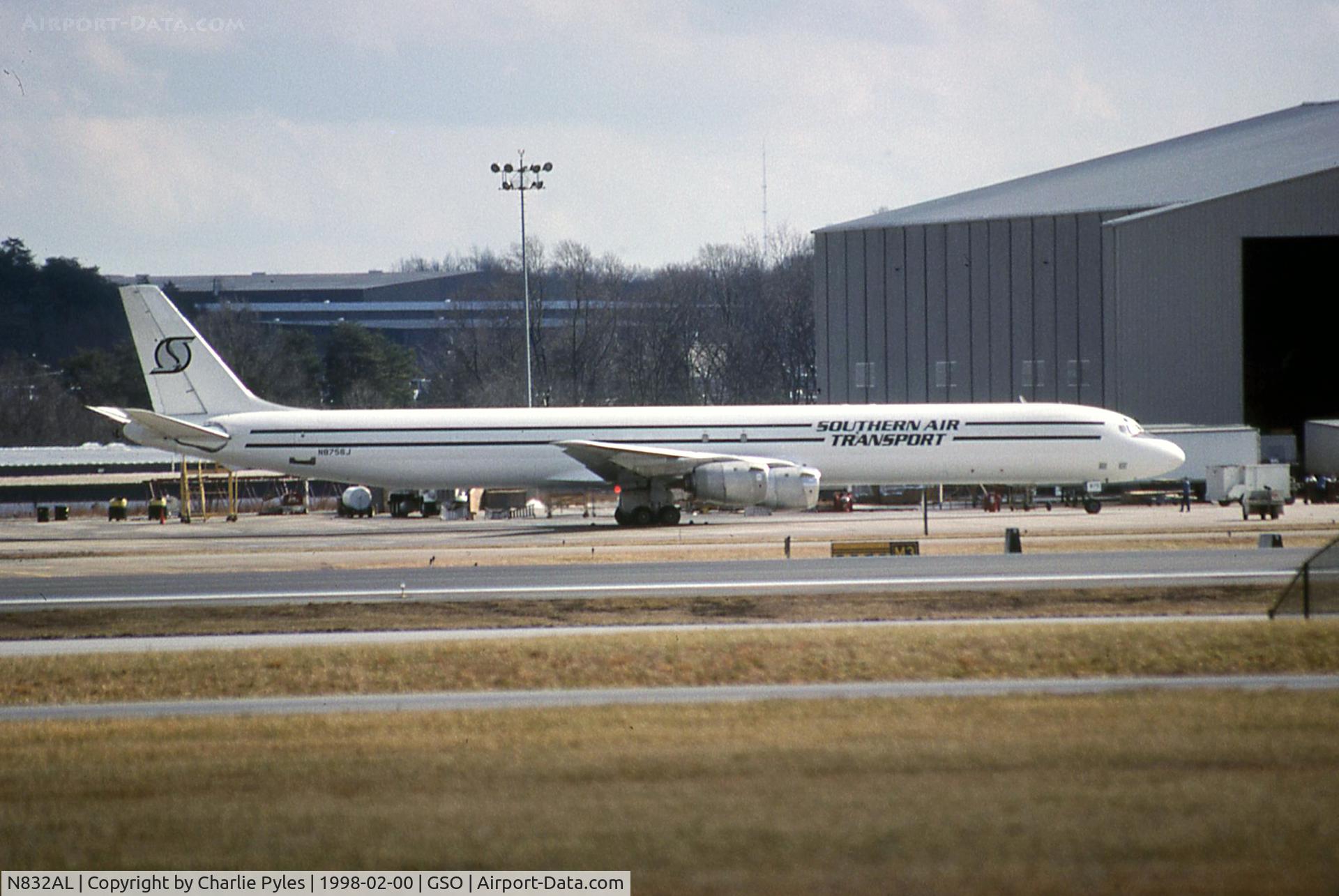 N832AL, 1969 McDonnell Douglas DC-8-73 C/N 46063, Seen here before it became N875SJ.