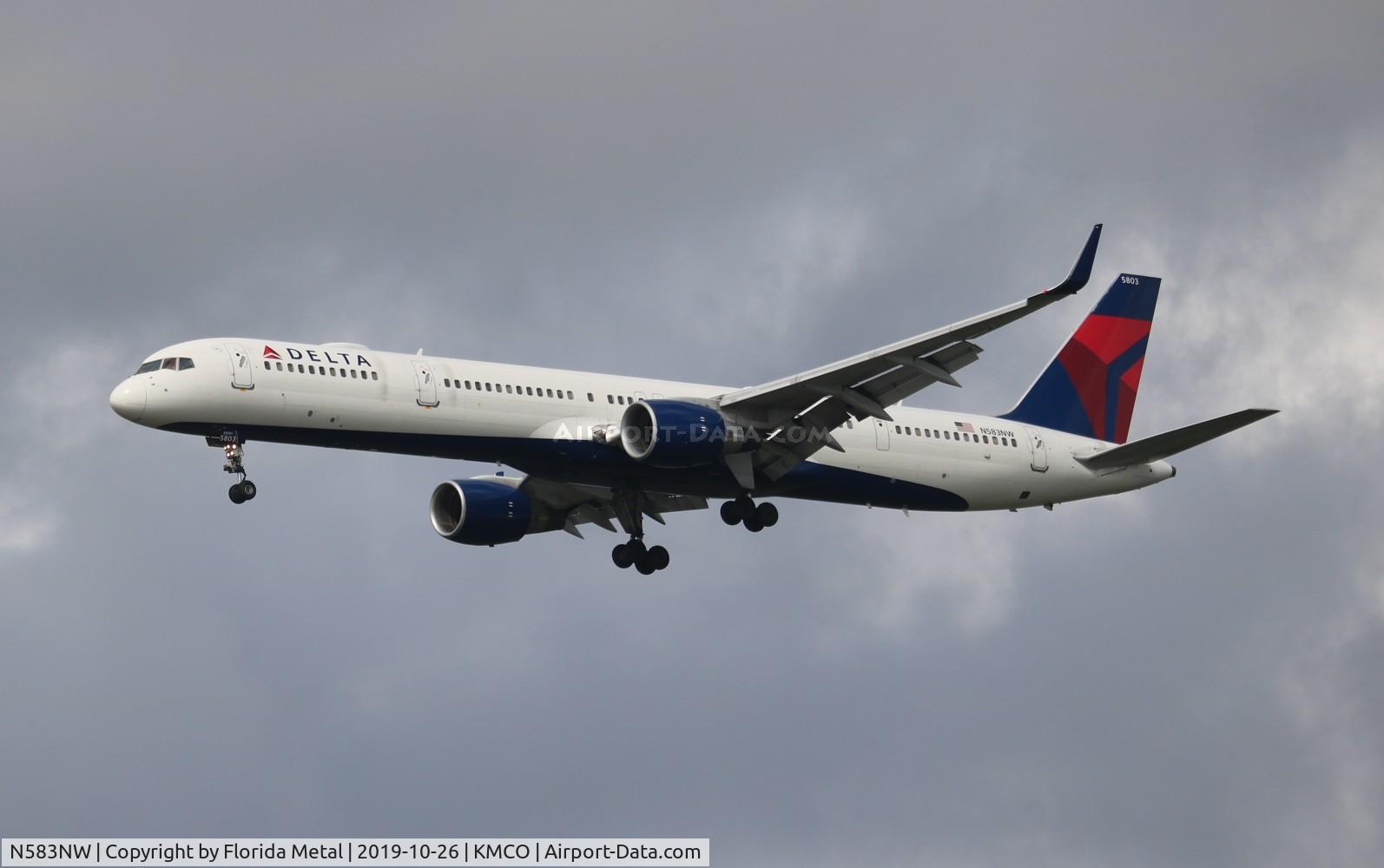 N583NW, 2002 Boeing 757-351 C/N 32983, MCO 2019