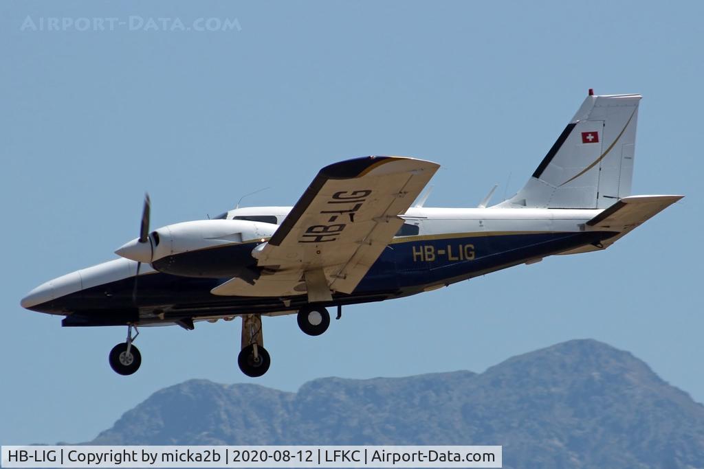 HB-LIG, 1976 Piper PA-34-200T C/N 34-7670262, Landing