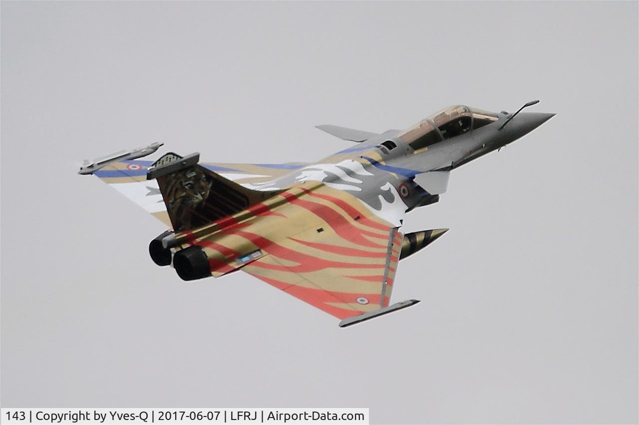 143, 2013 Dassault Rafale C C/N 143, Dassault Rafale C, Climbing from rwy 26, Landivisiau Naval Air Base (LFRJ) Tiger Meet 2017