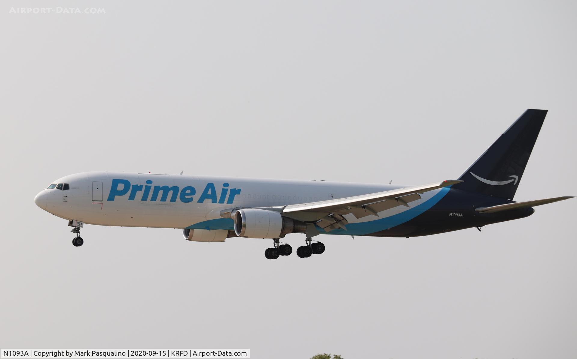 N1093A, 1999 Boeing 767-36N/ER C/N 30111, Boeing 767-36N/ER
