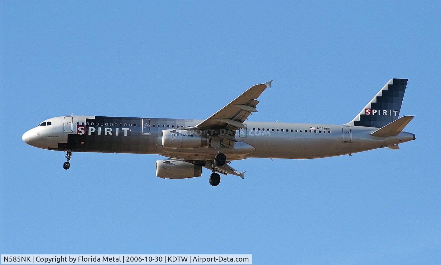 N585NK, 2001 Airbus A321-231 C/N 1438, DTW 2006