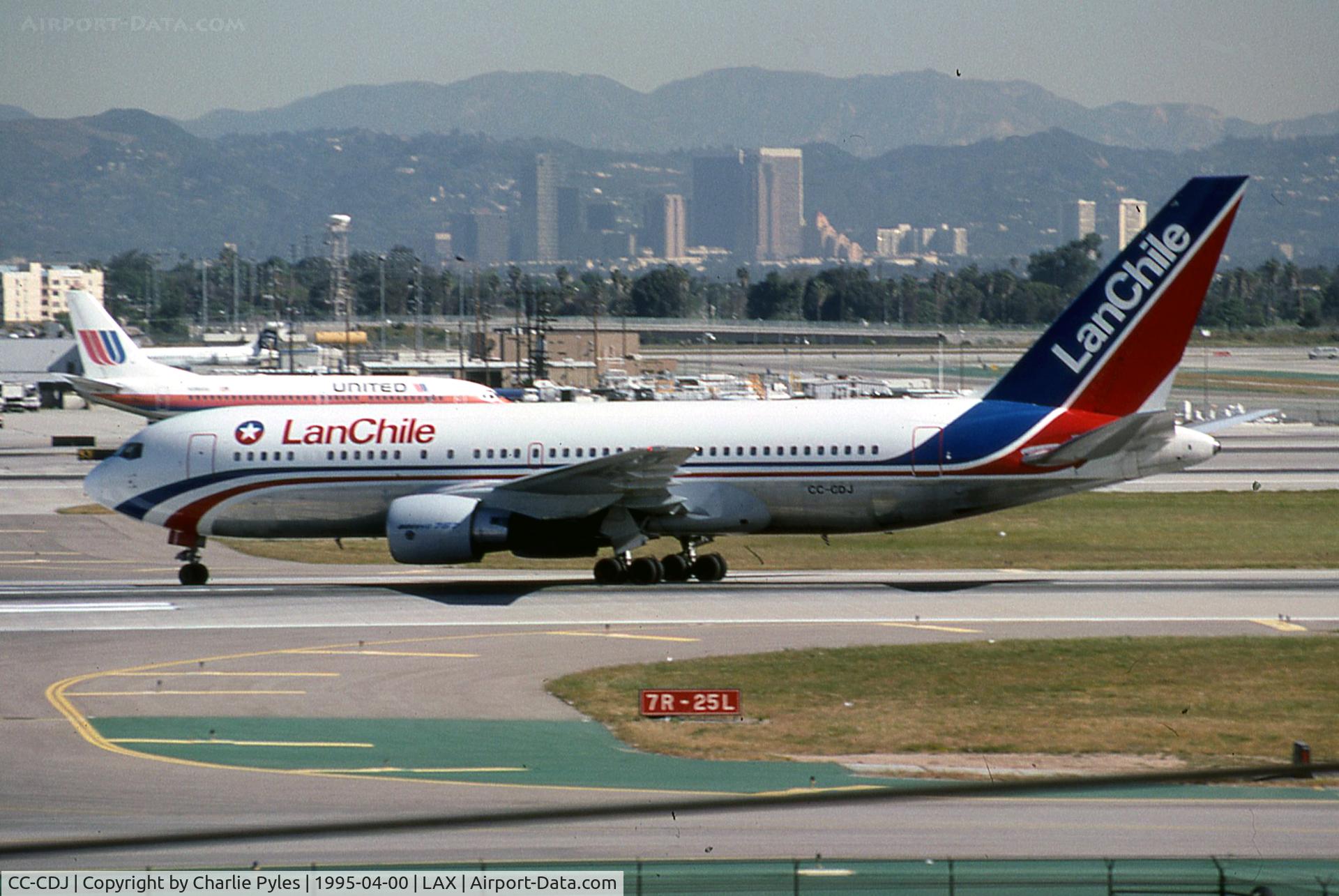 CC-CDJ, 1990 Boeing 767-284/ER C/N 24762/307, Arriving LAX