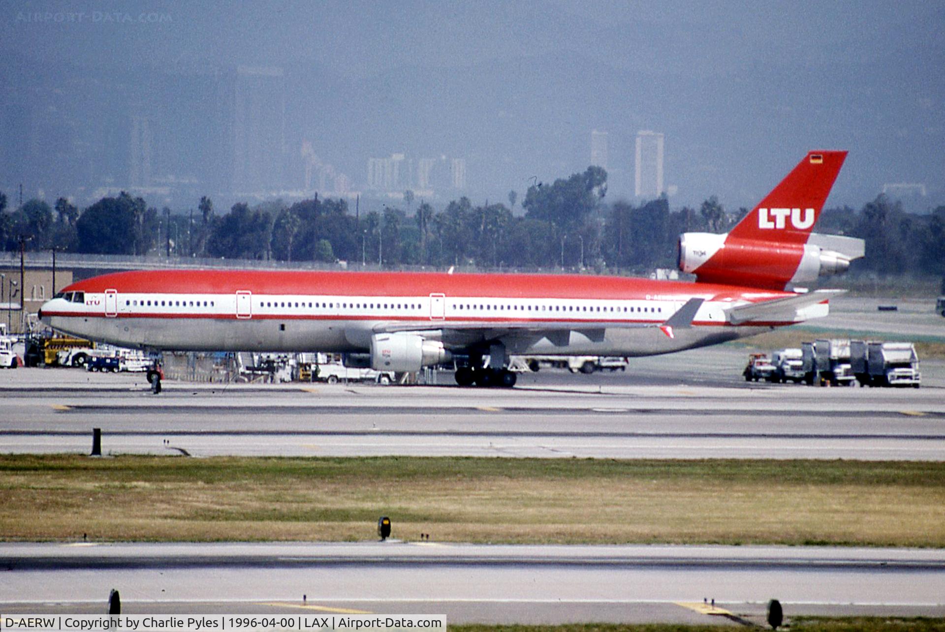 D-AERW, 1992 McDonnell Douglas MD-11 C/N 48485, To N652FE 'Elise'