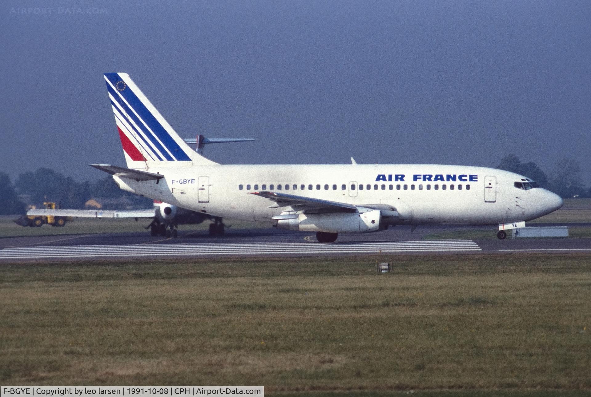 F-BGYE, 1983 Boeing 737-228 C/N 23004, Copenhagen 8.10.1991