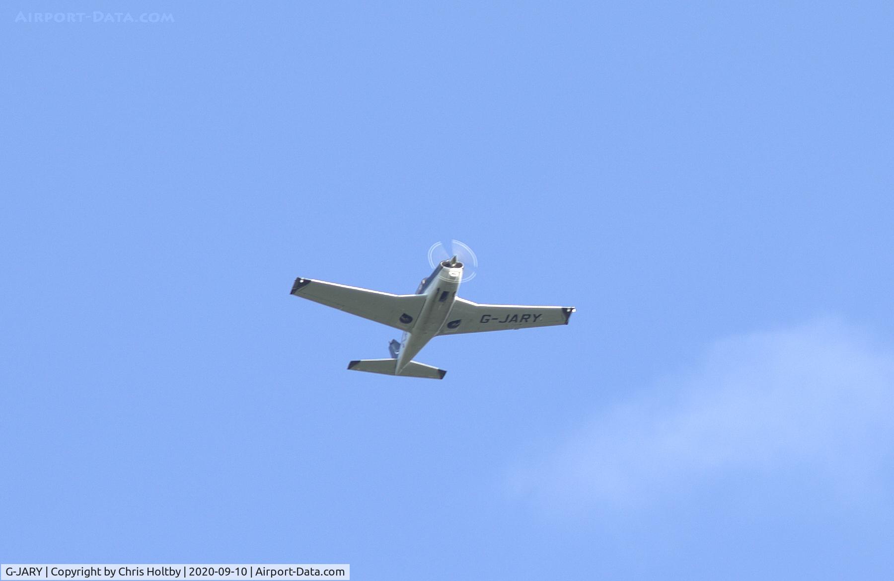 G-JARY, 1964 Piper PA-24-260 Comanche C/N 24-4069, Over Potters Bar, Herts. (Ex-G-BRXW)