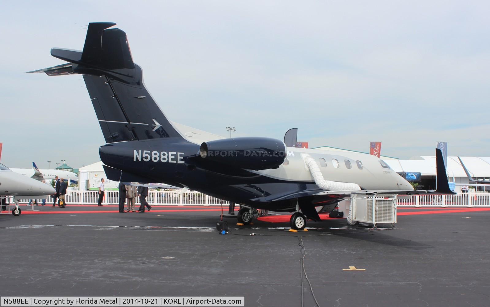 N588EE, 2014 Embraer EMB-505 Phenom 300 C/N 50500188, NBAA 2014