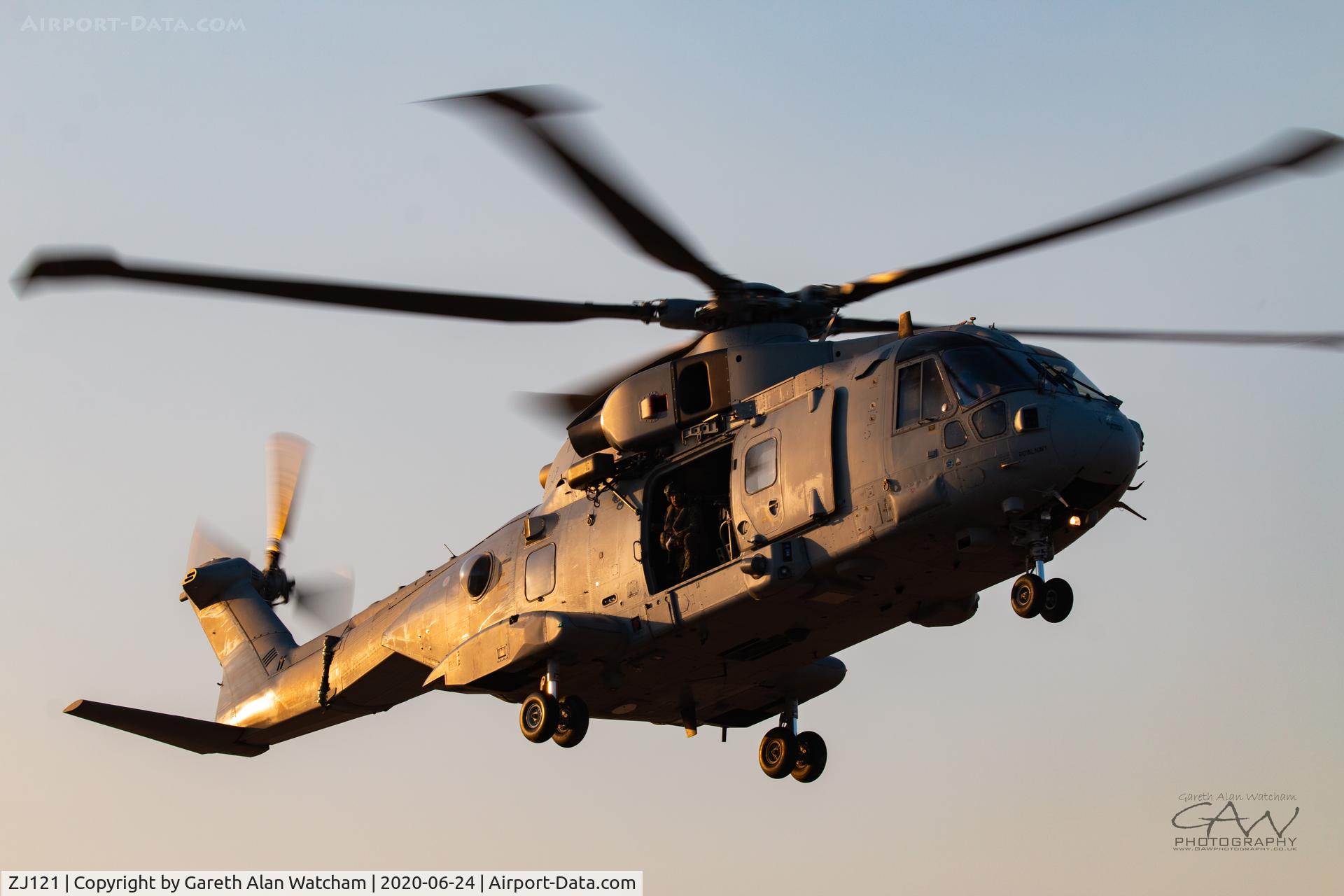 ZJ121, 2000 Agusta/Westland Merlin HC.4 C/N 50099/RAF05, Operating at Donna Nook