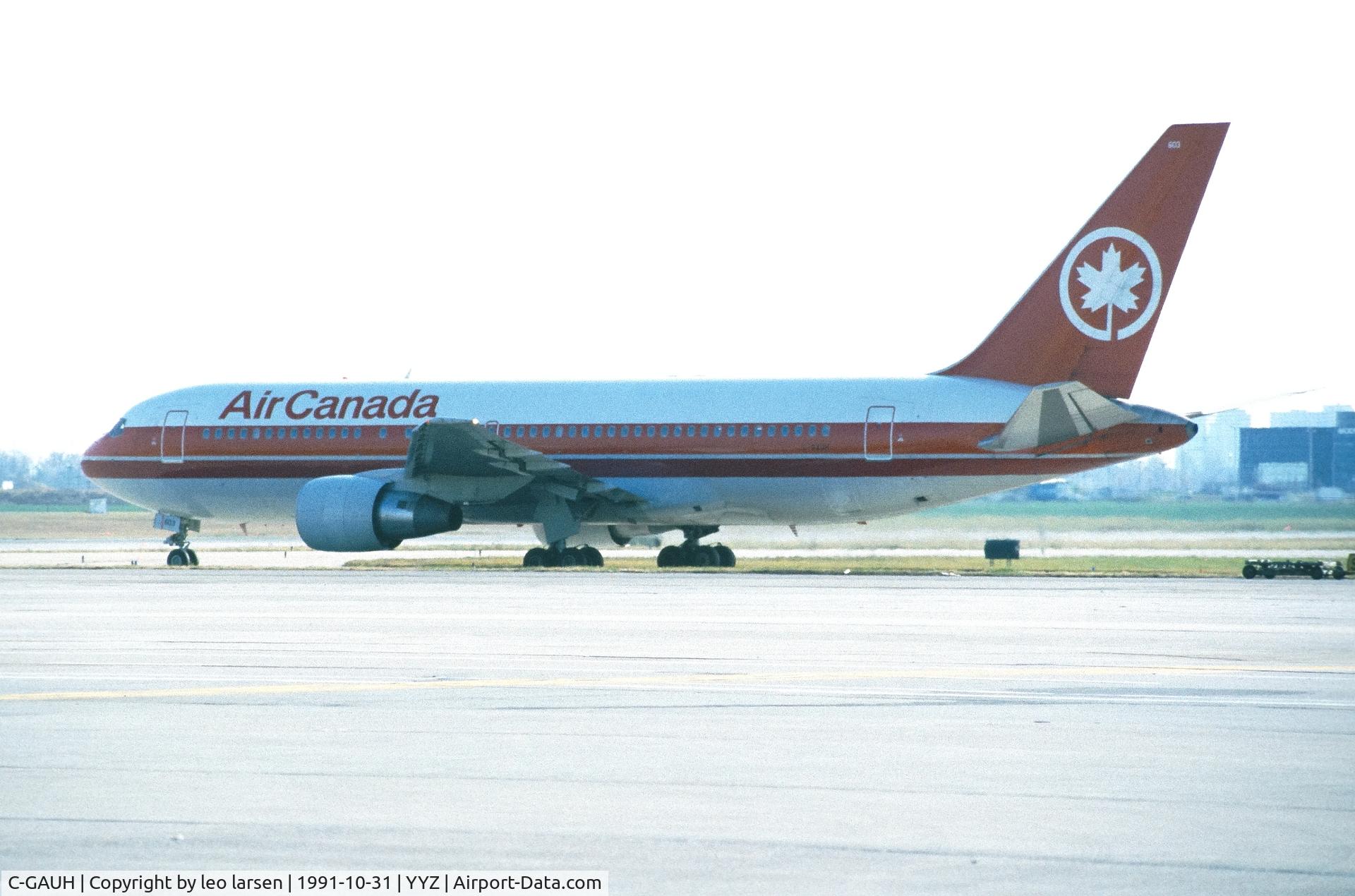 C-GAUH, 1983 Boeing 767-233 C/N 22519, Toronto 31.10.1991