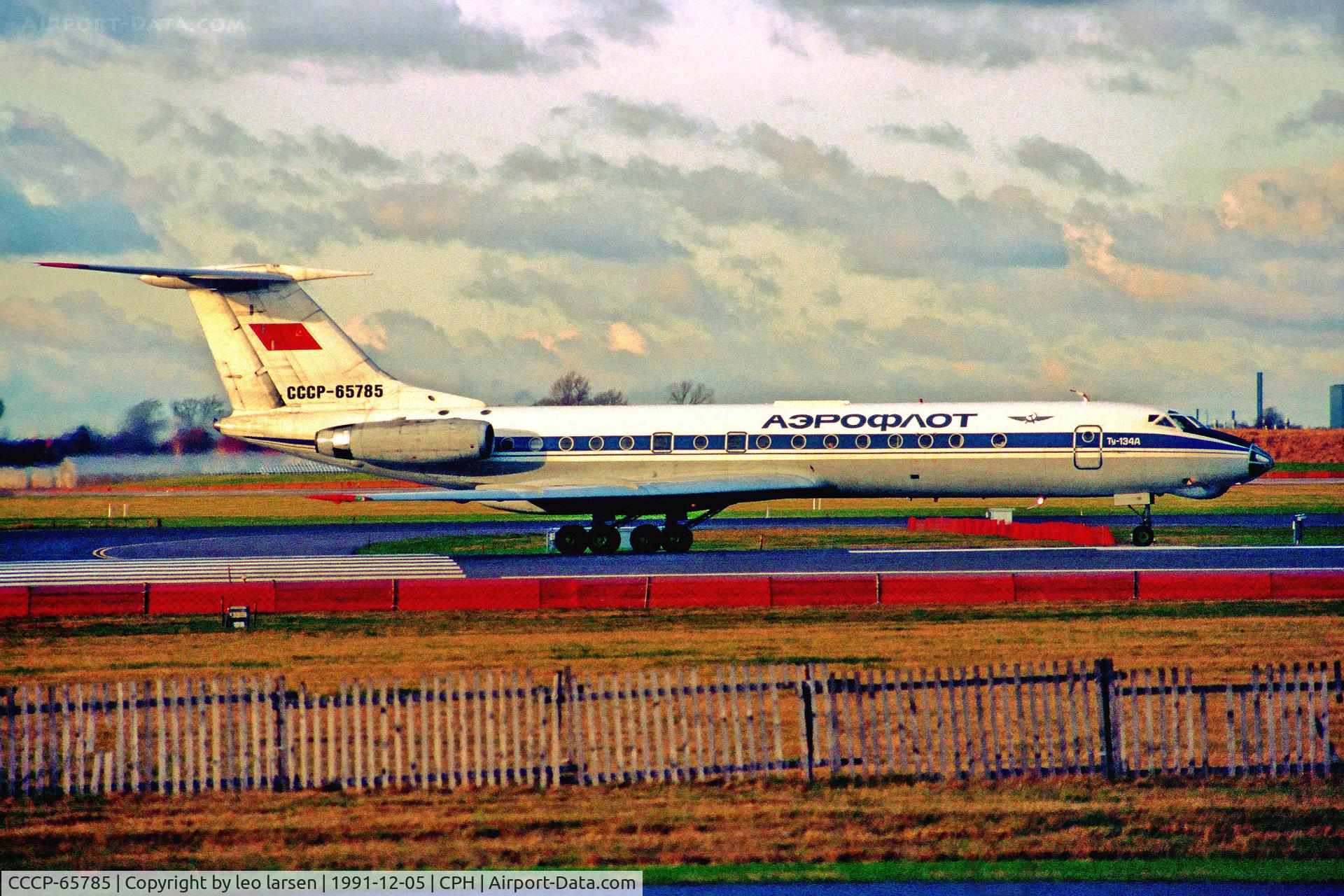 CCCP-65785, 1980 Tupolev TU-134A C/N 62750, Copenhagen 5.12.1991