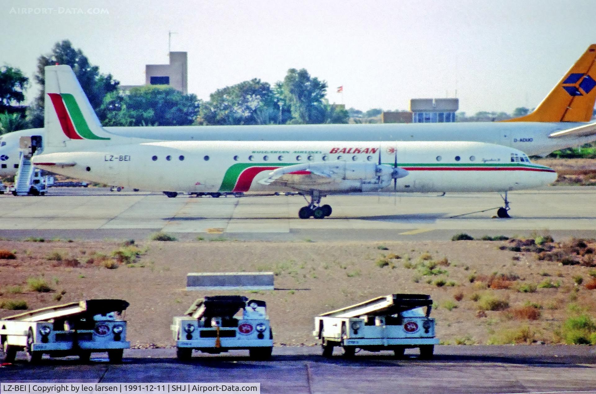LZ-BEI, 1961 Ilyushin IL-18GrM C/N 181002805, Sharjah 11.12.1991