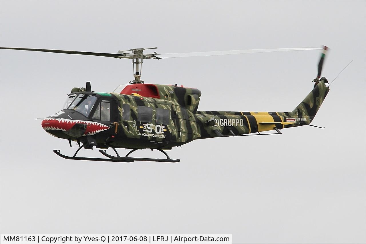 MM81163, Agusta AB-212 C/N 5820, Agusta AB-212, Short approach rwy 26, Landivisiau Naval Air Base (LFRJ) Tiger Meet 2017