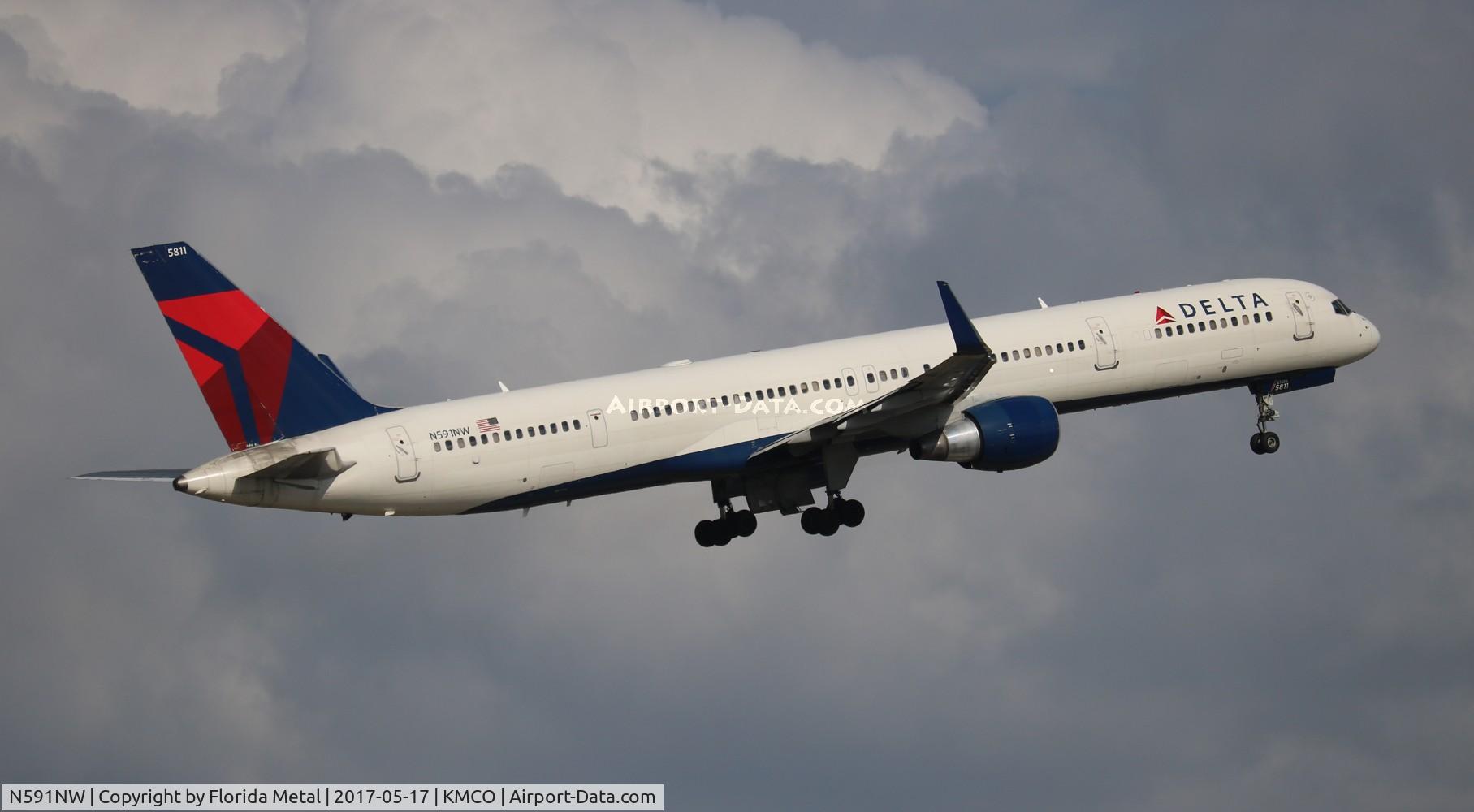 N591NW, 2003 Boeing 757-351 C/N 32991, MCO 2017