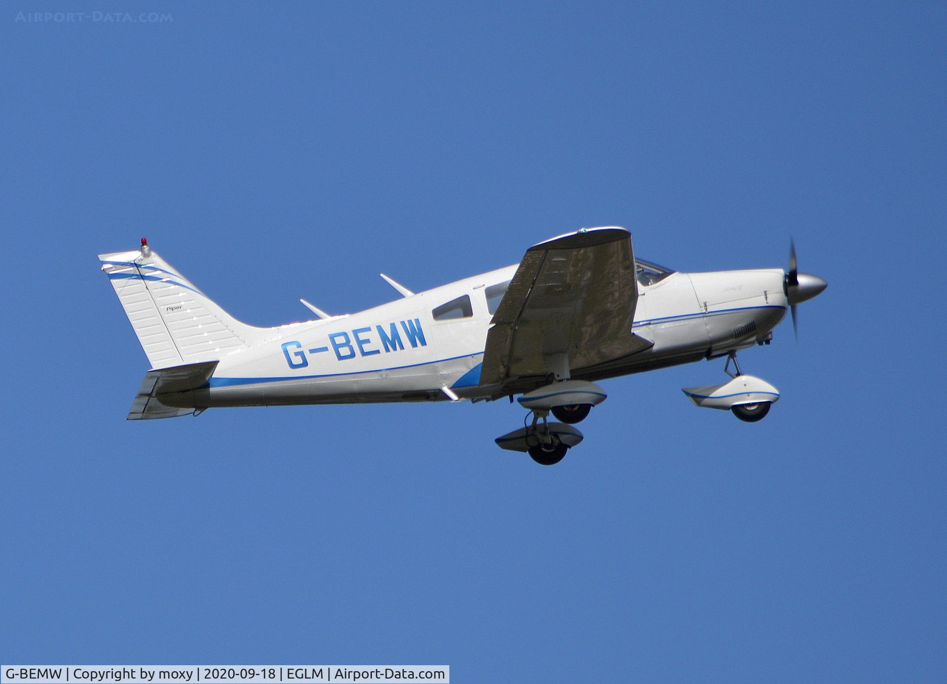 G-BEMW, 1976 Piper PA-28-181 Cherokee Archer II C/N 28-7790243, Piper PA-28-181 Cherokee Archer II at White Waltham.