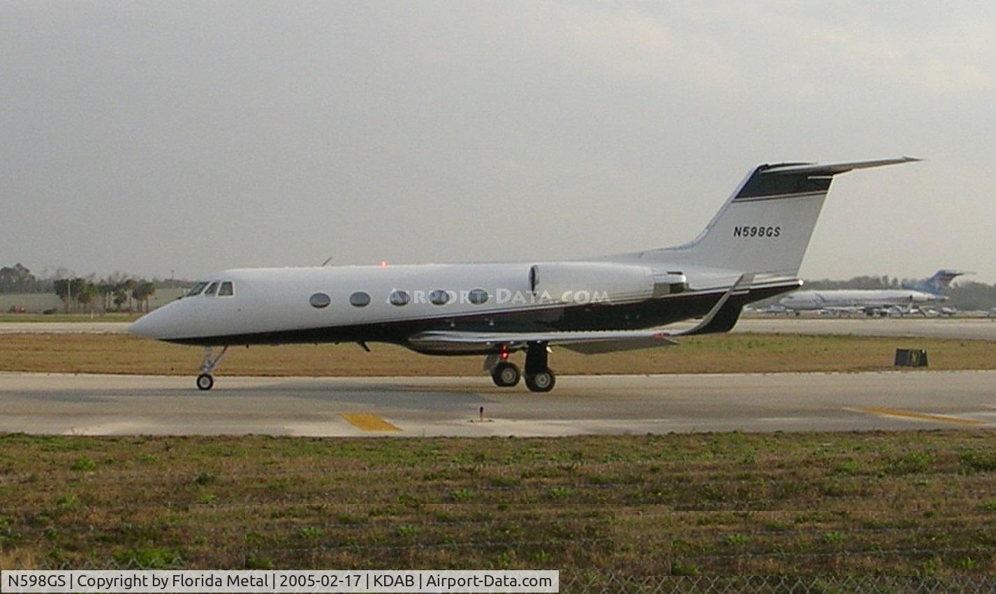 N598GS, 1985 Gulfstream G-1159A Gulfstream III C/N 469, DAB 2006