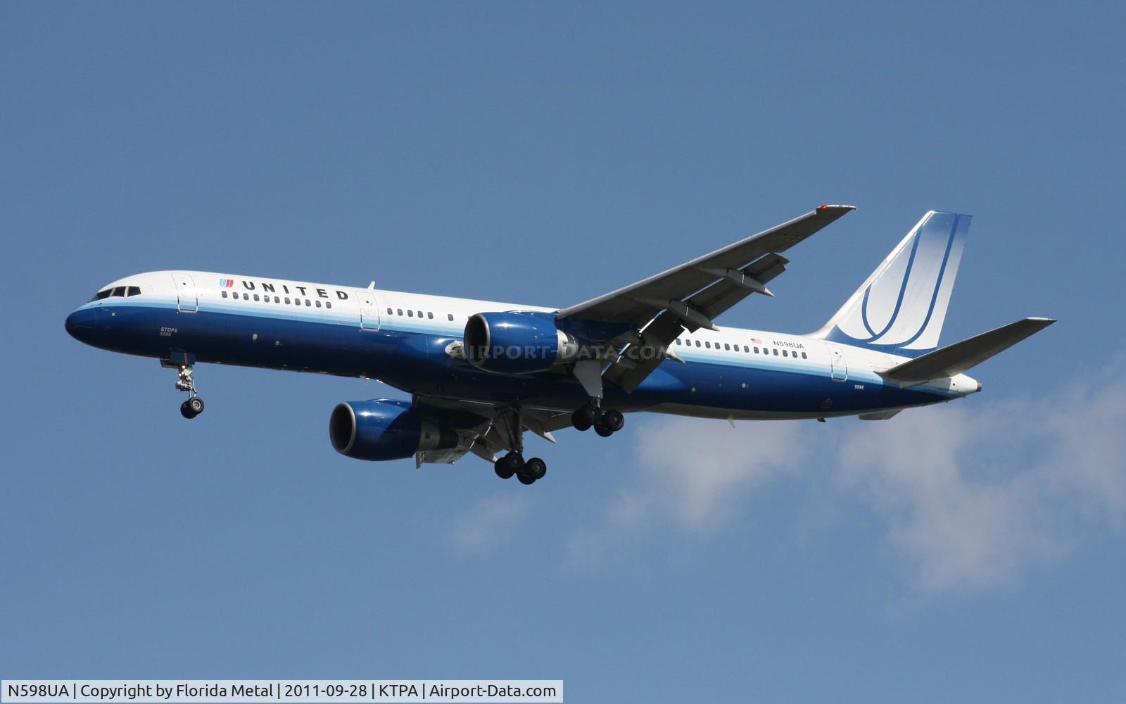 N598UA, 1999 Boeing 757-222 C/N 28751, TPA 2011