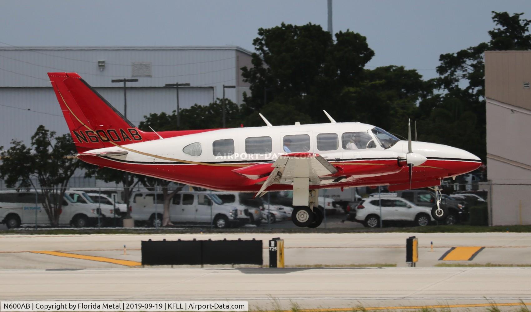 N600AB, 1974 Piper PA-31-350 Chieftain C/N 31-7405445, FLL 2019