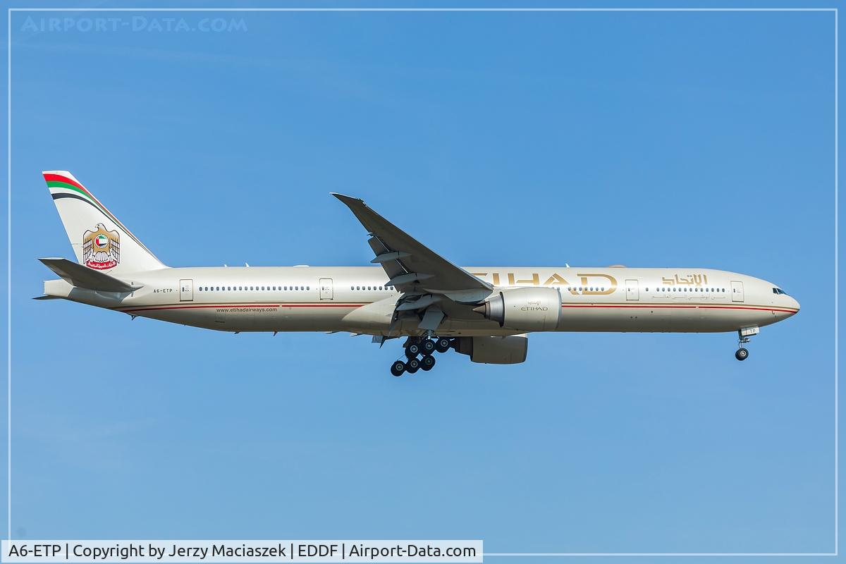 A6-ETP, 2013 Boeing 777-3FX/ER C/N 41699, Boeing 777-3FX/ER,