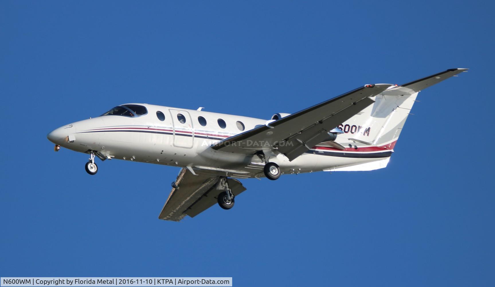N600WM, 2005 Raytheon Beechjet 400A C/N RK-417, TPA 2016