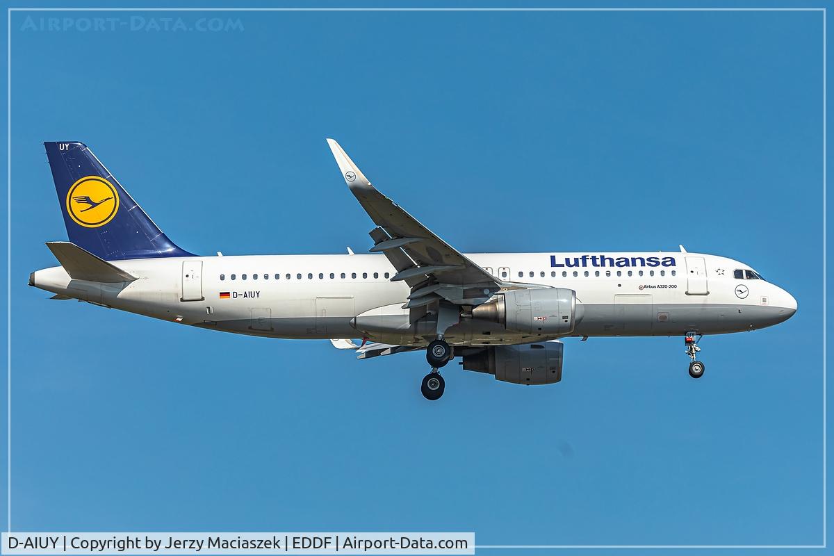 D-AIUY, 2016 Airbus A320-214 C/N 7355, Airbus A320-214,