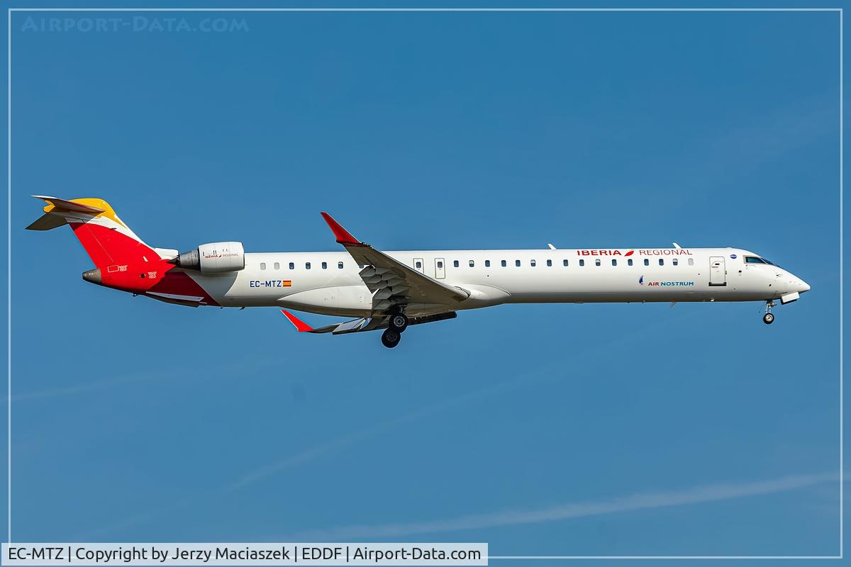 EC-MTZ, 2018 Bombardier CRJ-1000 (CL-600-2E25) C/N 19060, Bombardier CL-600-2E25 CRJ-1000,