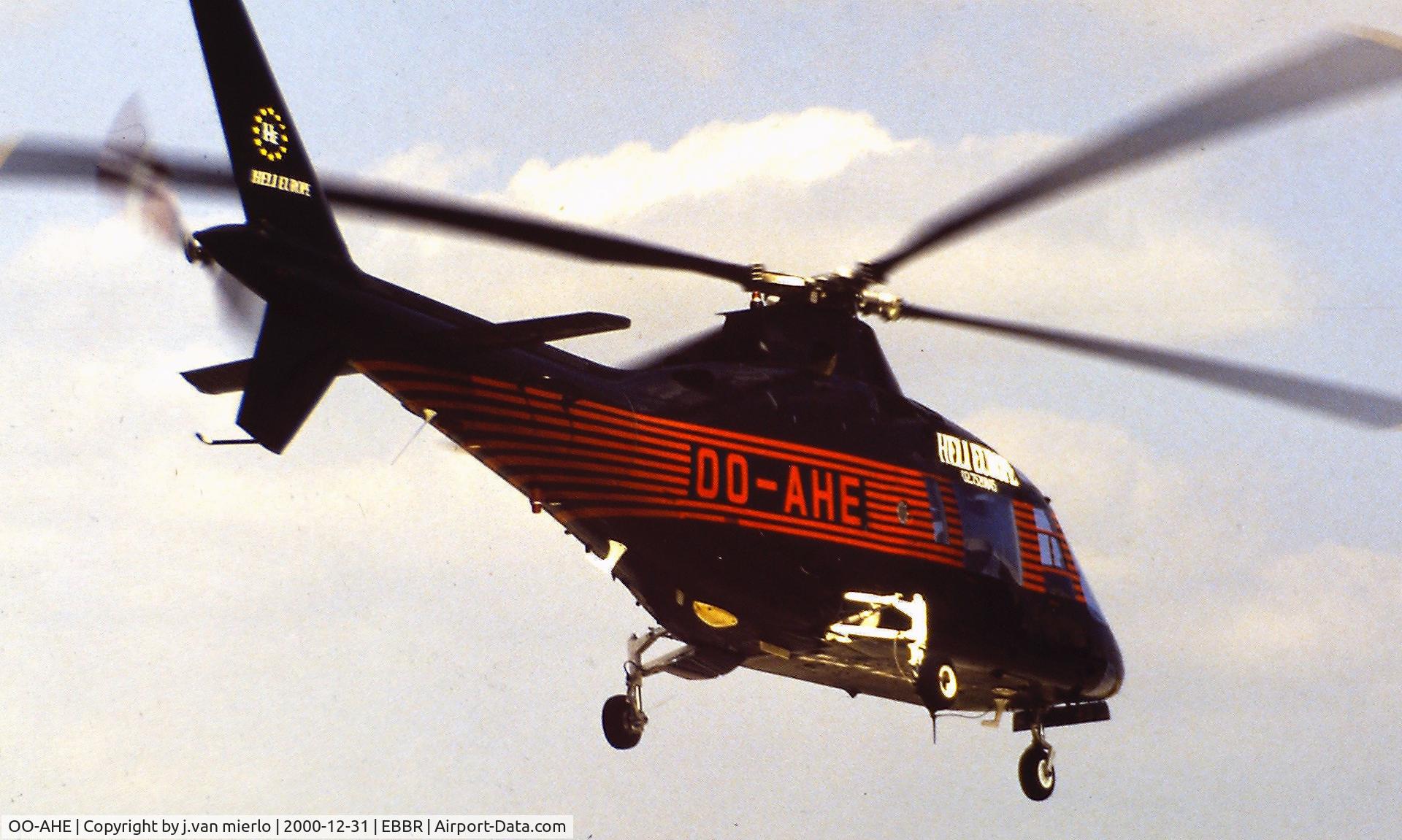 OO-AHE, 1985 Agusta A-109A-2 C/N 7325, T/O from Brussels scan slide