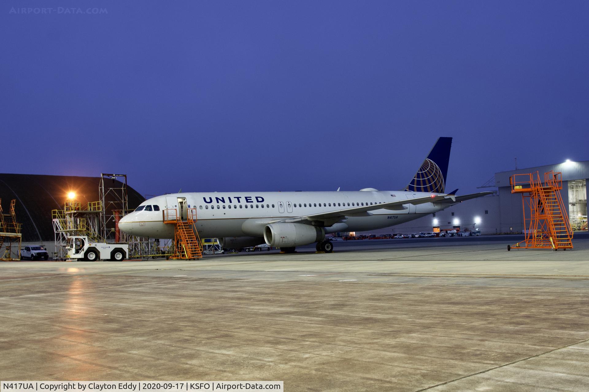 N417UA, 1994 Airbus A320-232 C/N 483, SFO 2020.