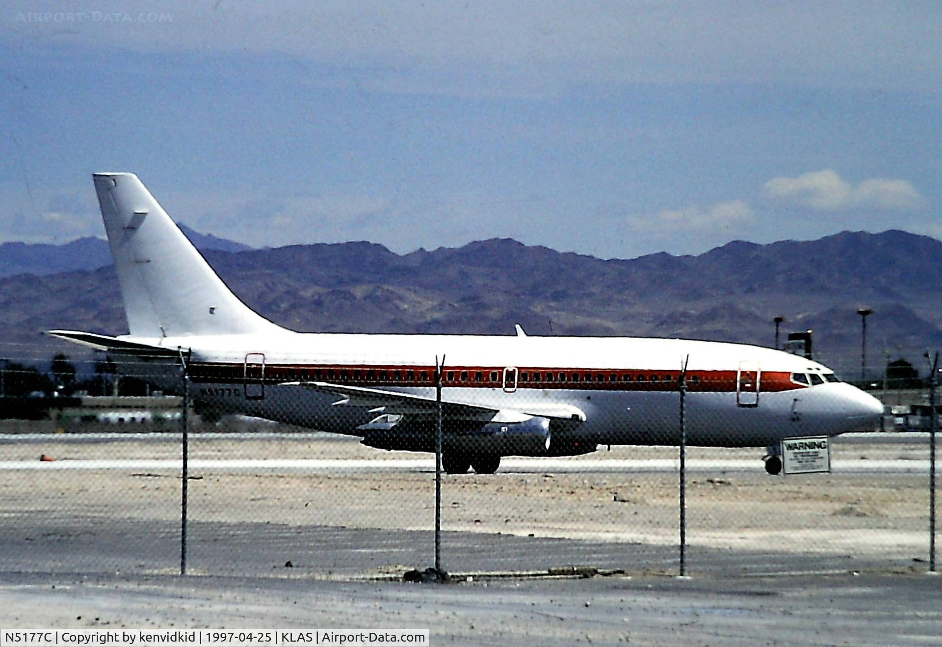 N5177C, 1974 Boeing 737-200 C/N 20693, At Las Vegas McCarran Airport prior to attending the Golden Air Tattoo at Nellis.