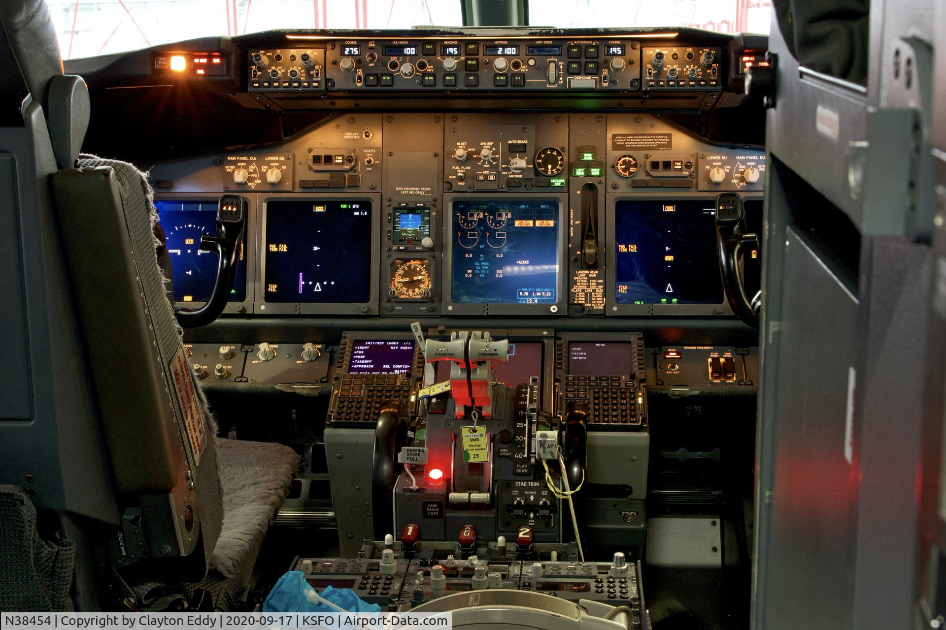N38454, 2012 Boeing 737-924/ER C/N 31640, SFO 2020.