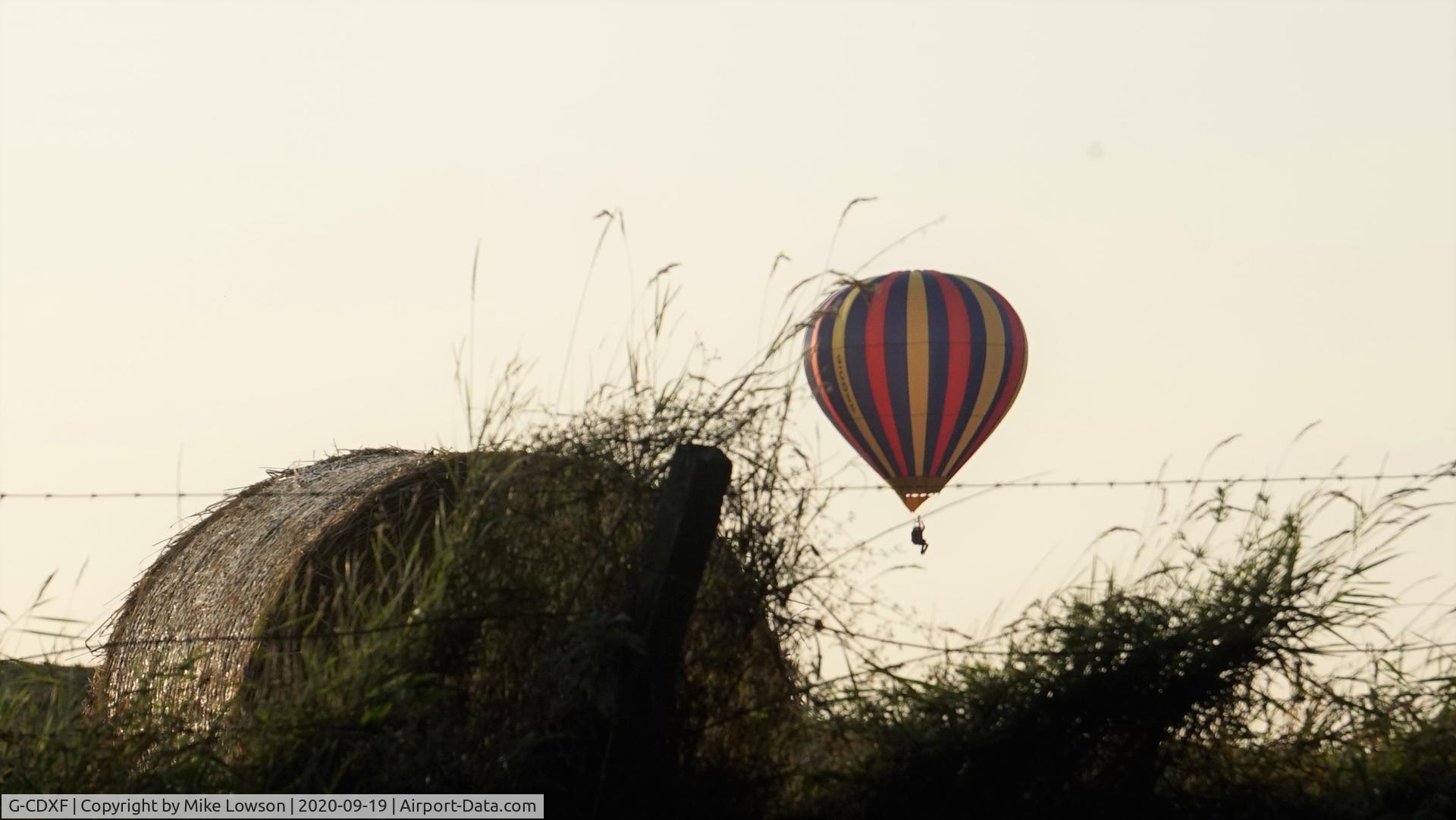 G-CDXF, 2006 Lindstrand Hot Air Balloons Ltd LBL 31A C/N 1076, G-CDXF descends over Leslie, Aberdeenshire, on a beautiful September evening in 2020.