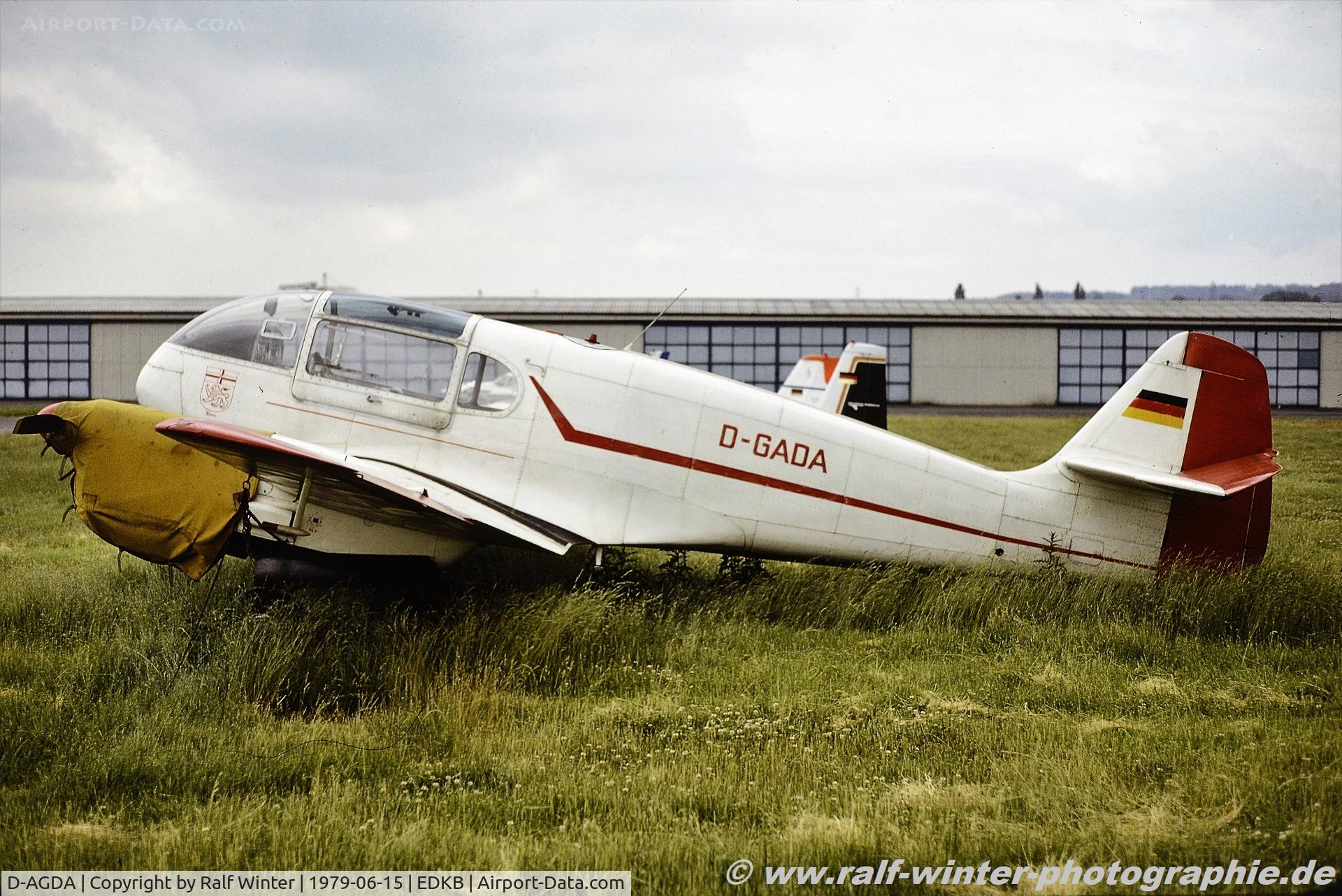 D-AGDA, Aero 145Z C/N 15-018, Aero 145Z - H. Simon privat - D-GADA - 15.06.1979 - Bonn Hangelar