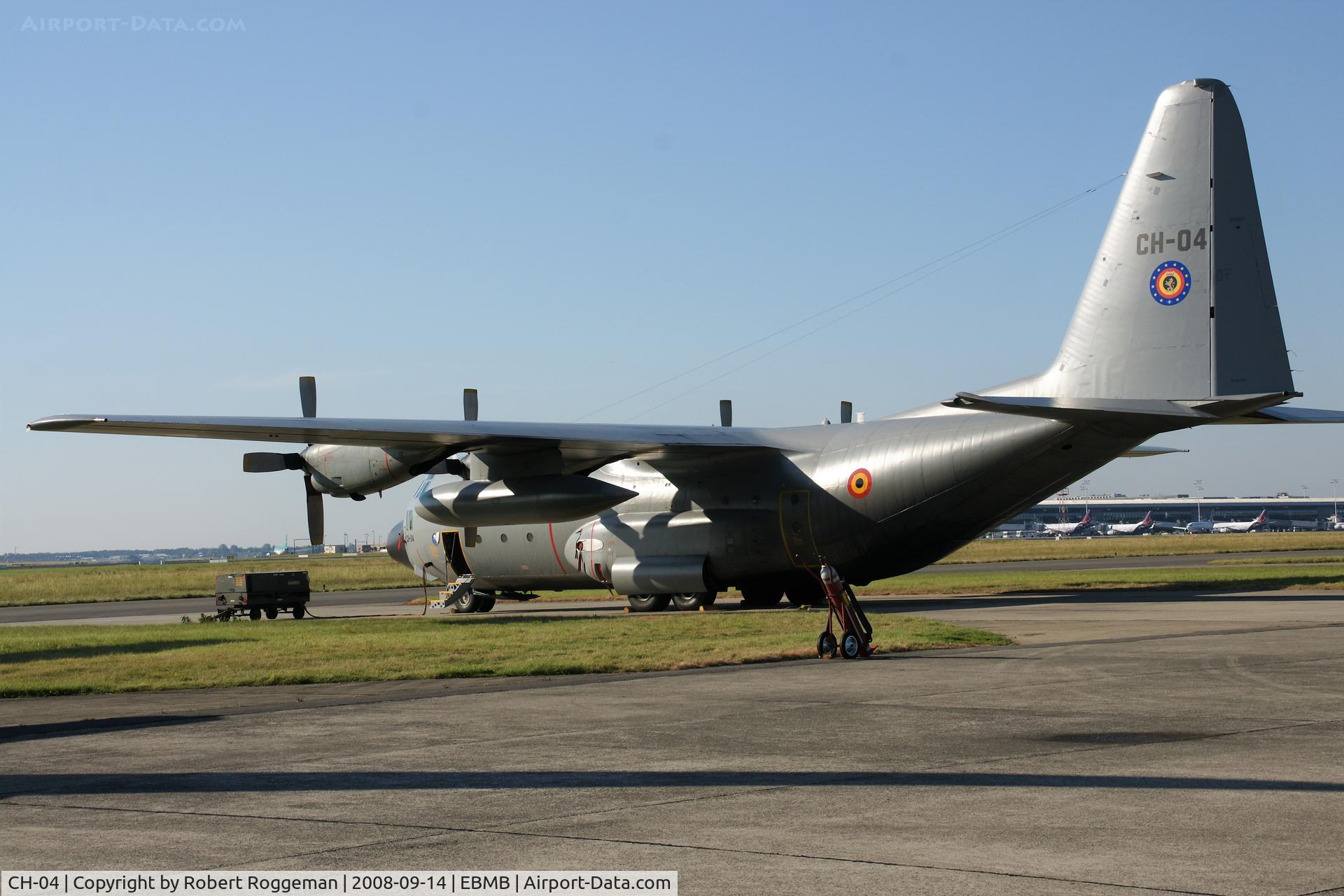 CH-04, 1972 Lockheed C-130H Hercules C/N 382-4467, OPEN DAY.