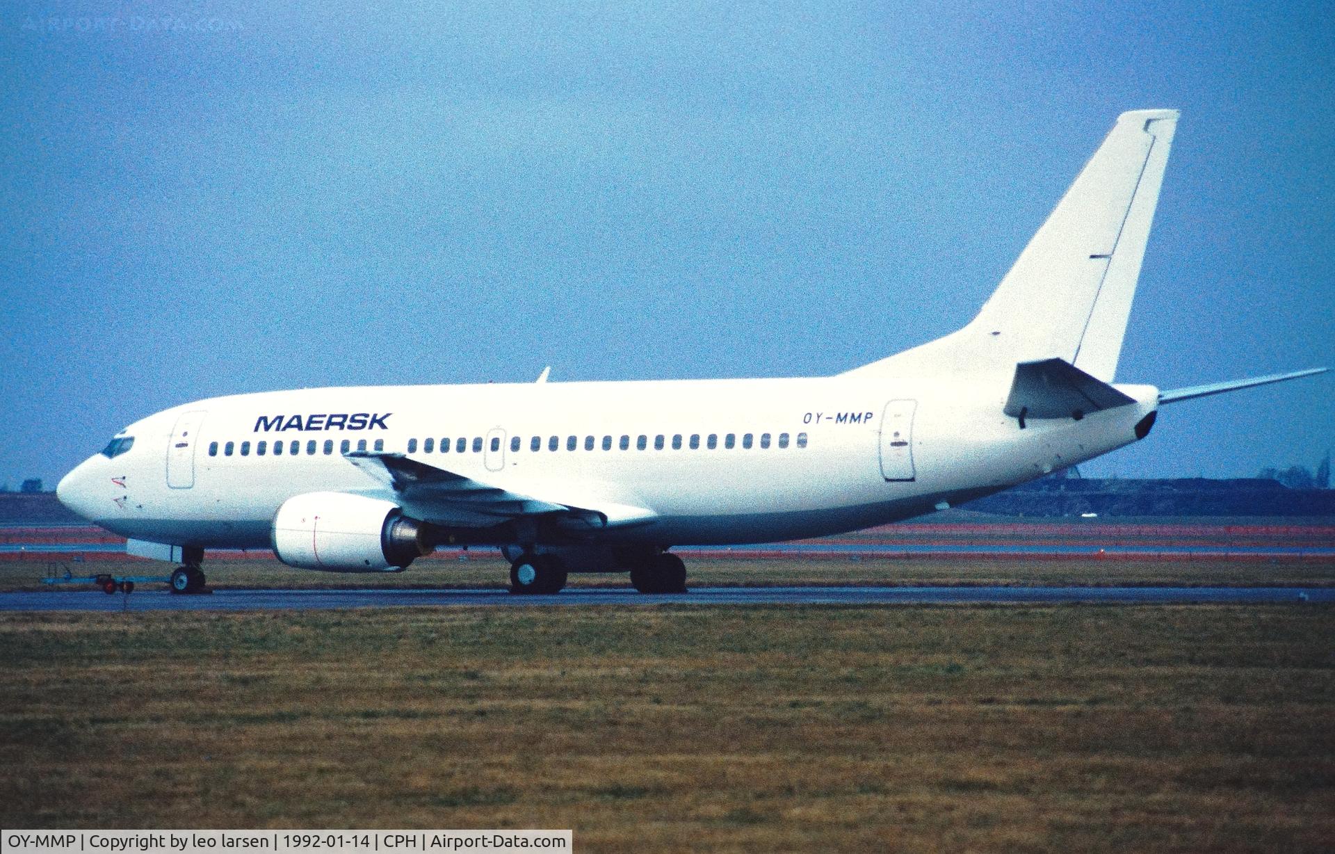 OY-MMP, 1988 Boeing 737-3L9 C/N 24220, Copenhagen 14.1.1992