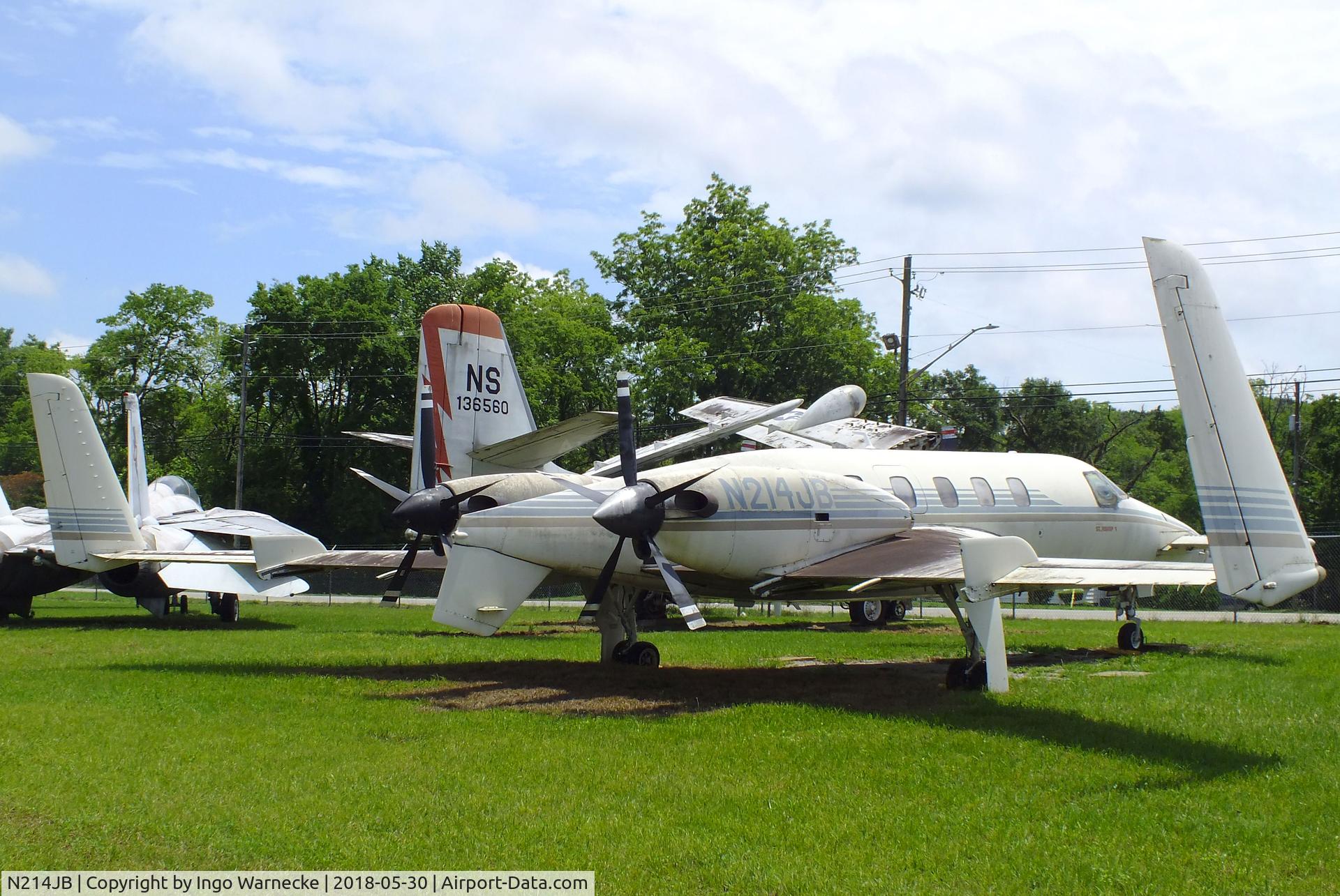 N214JB, 1990 Beech 2000 Starship C/N NC-14, Beechcraft 2000 Starship at the Southern Museum of Flight, Birmingham AL