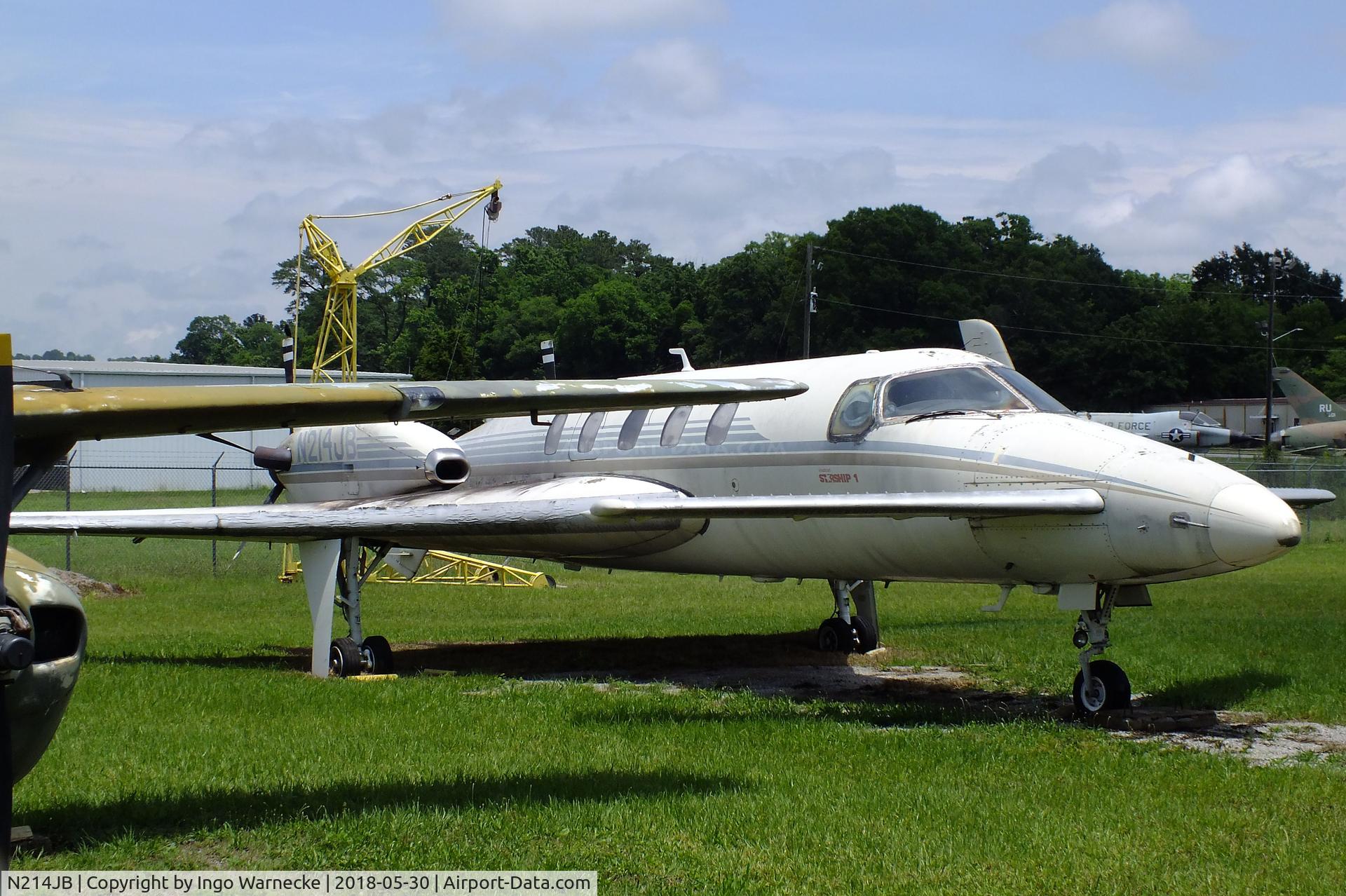 N214JB, 1990 Beech 2000 Starship C/N NC-14, Beechcraft 2000 Starship at the Southern Museum of Flight, Birmingham AL