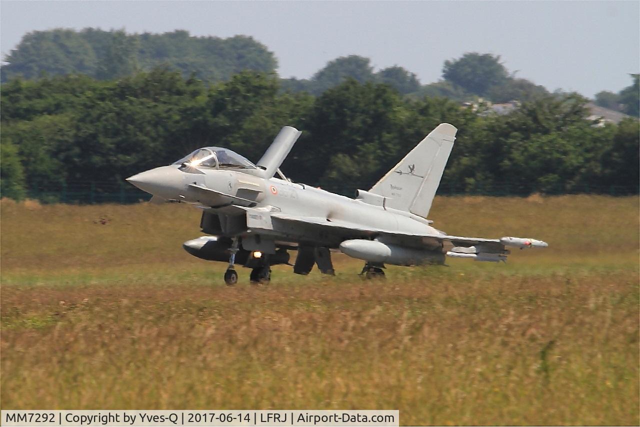 MM7292, Eurofighter EF-2000 Typhoon S C/N IS024, Eurofighter EF-2000 Typhoon S, Landing rwy 26, Landivisiau Naval Air Base (LFRJ) Tiger Meet 2017