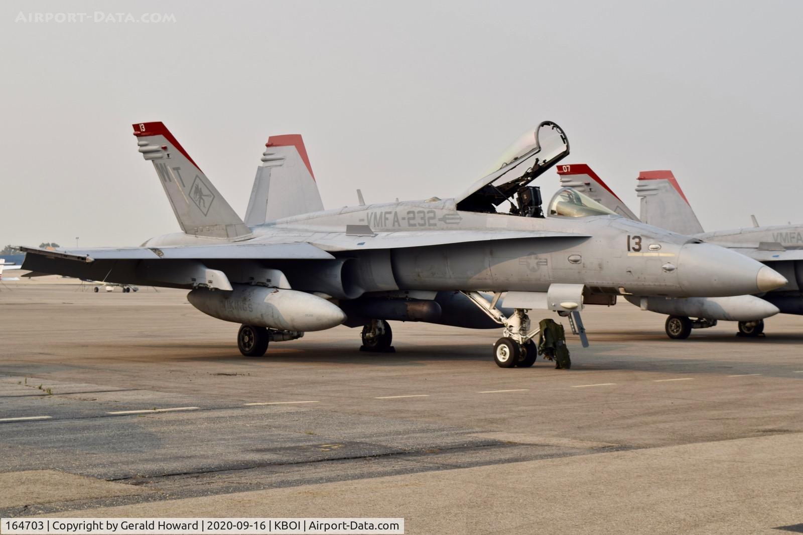164703, McDonnell Douglas F/A-18C Hornet C/N 1142, VMFA-232 