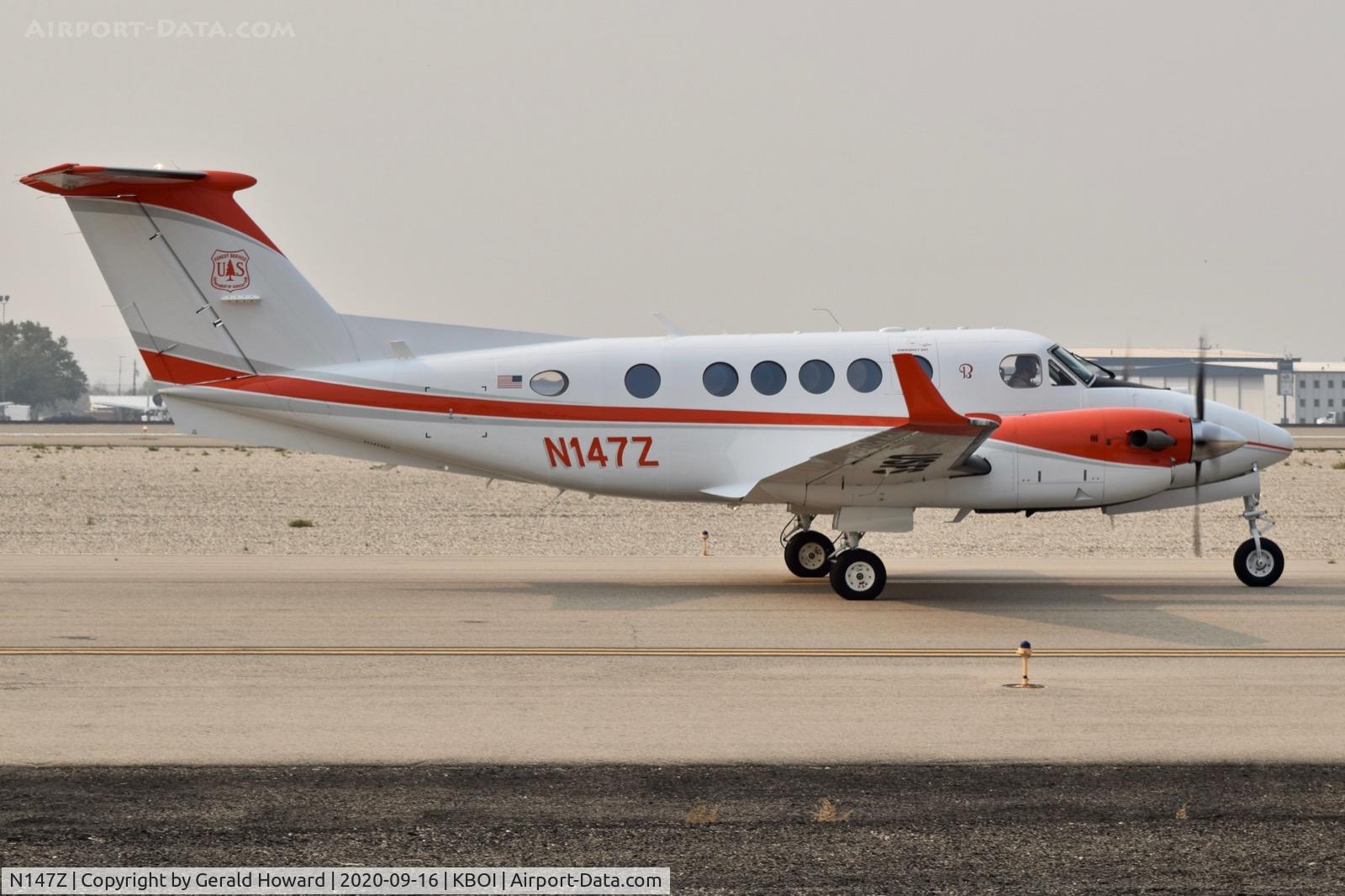 N147Z, 2018 Beech B200GT King Air King Air C/N BY-323, Taxiing on Alpha.