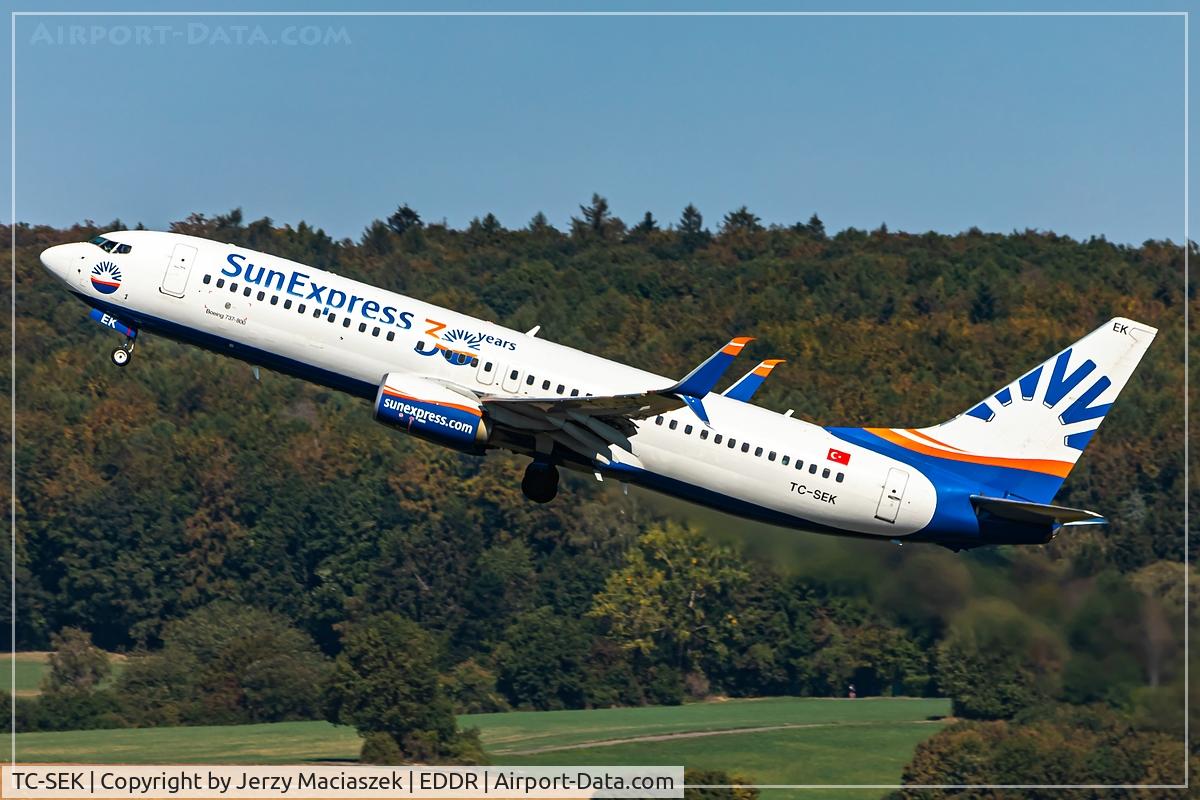 TC-SEK, 2015 Boeing 737-8HC C/N 61172, Boeing 737-8HC, c/n: 61172