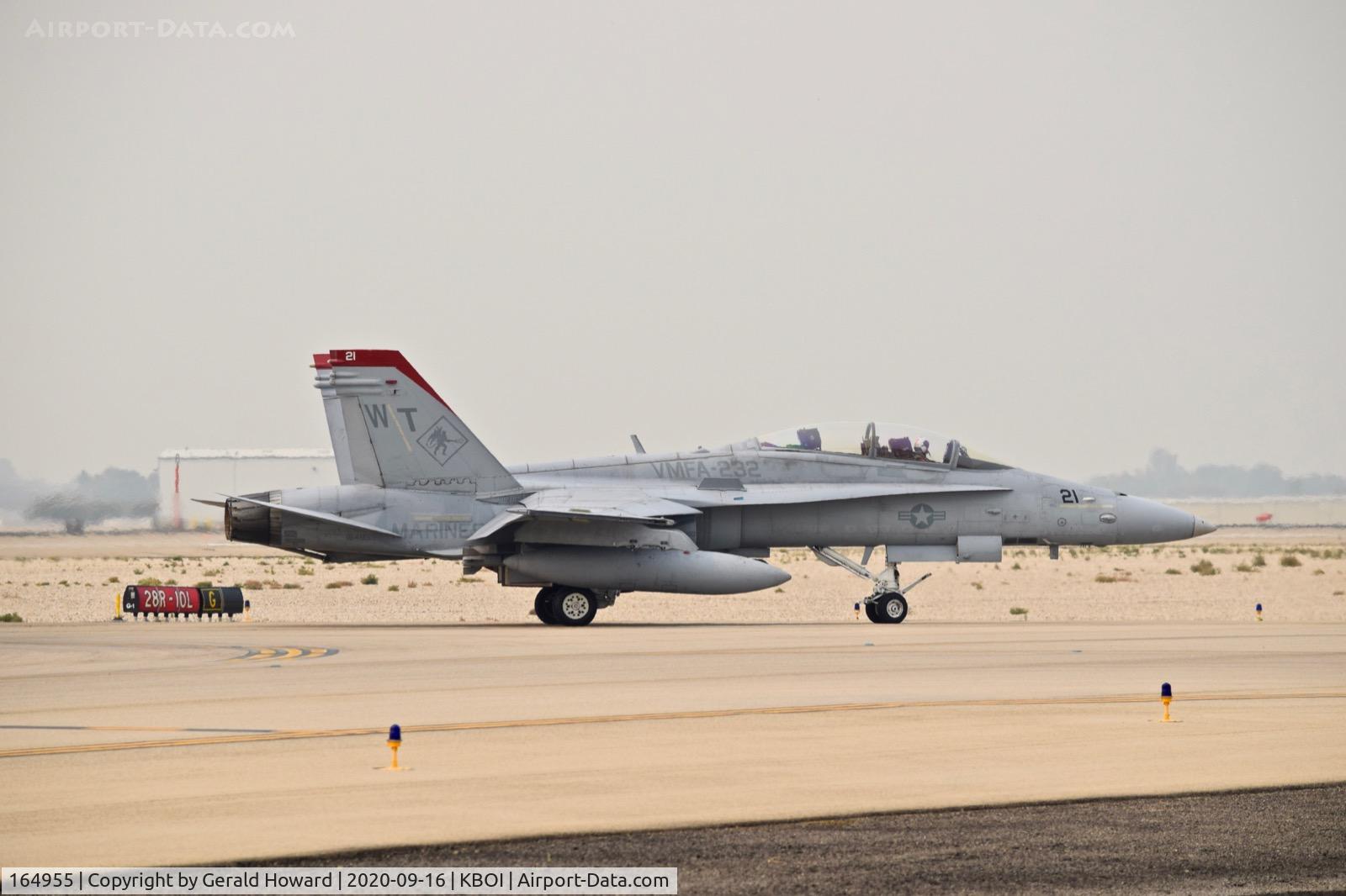 164955, McDonnell Douglas F/A-18D Hornet C/N 1255, Parked on west de ice pad. 145th Air Wing, NC ANG, Charlotte, NC.