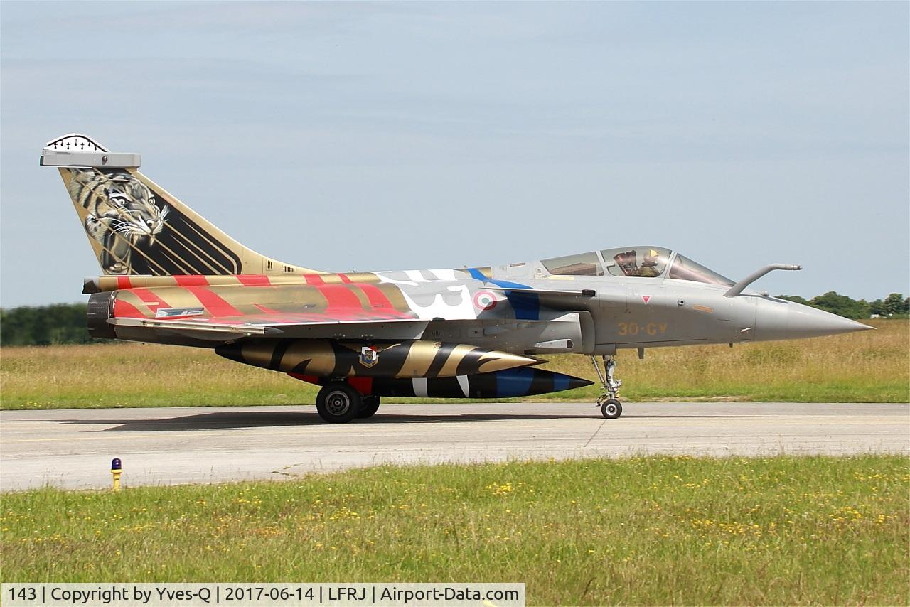 143, 2013 Dassault Rafale C C/N 143, Dassault Rafale C, Taxiing to flight line, Landivisiau Naval Air Base (LFRJ) Tiger Meet 2017